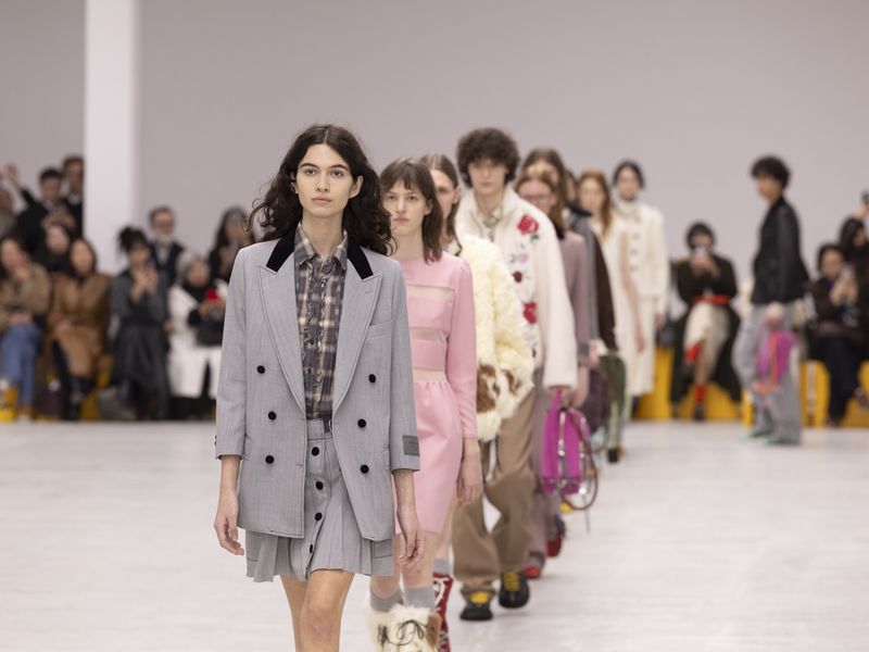 Onitsuka Tiger 世界初となるイエローコレクションのコンセプトストア