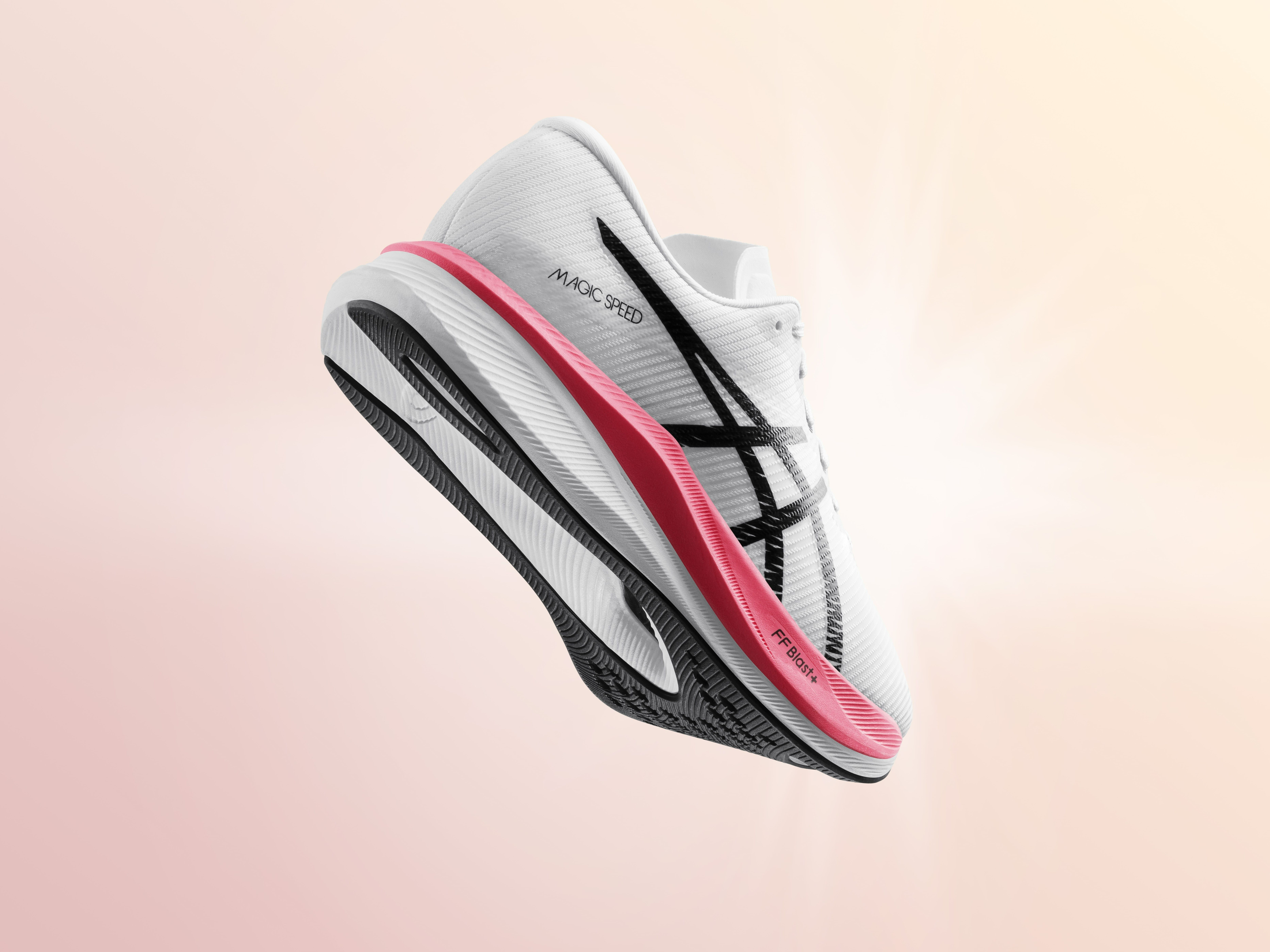 PROPEL YOURSELF TO A PERSONAL BEST WITH THE ASICS MAGIC SPEED™ 3