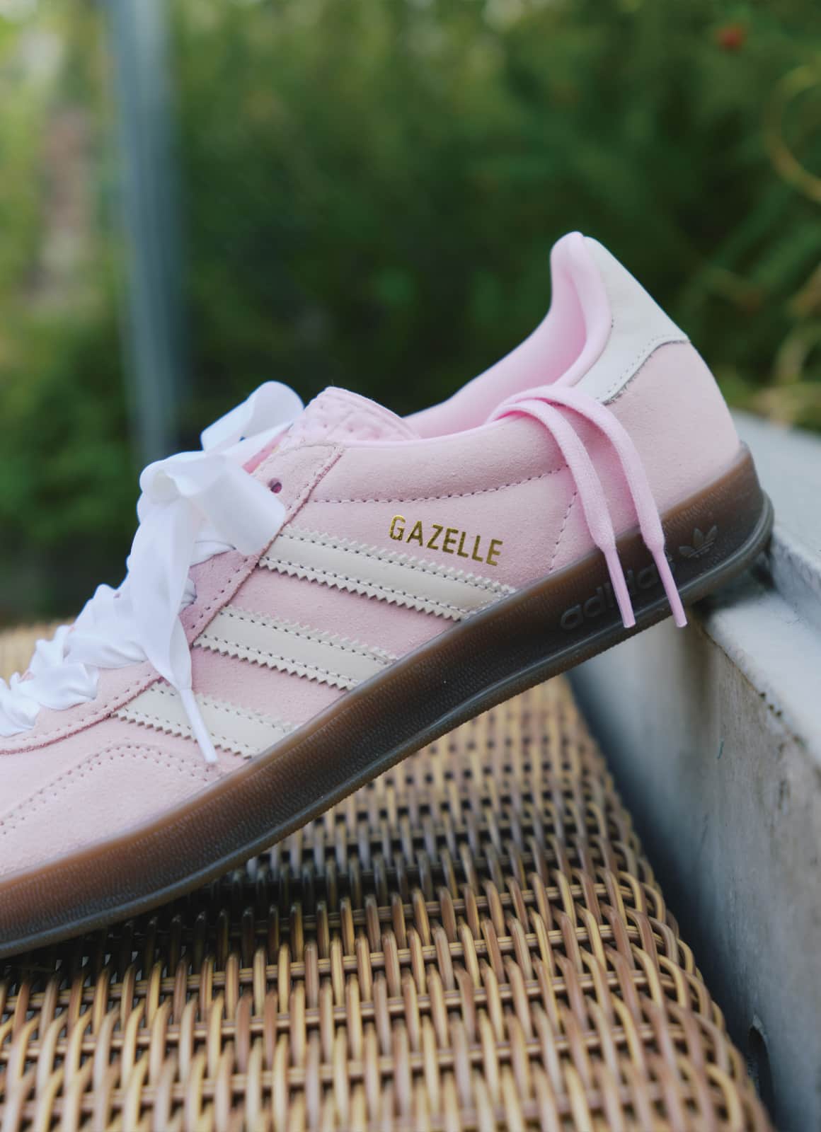 adidas Originals Gazelle Indoor | atmos（アトモス） 公式オンライン