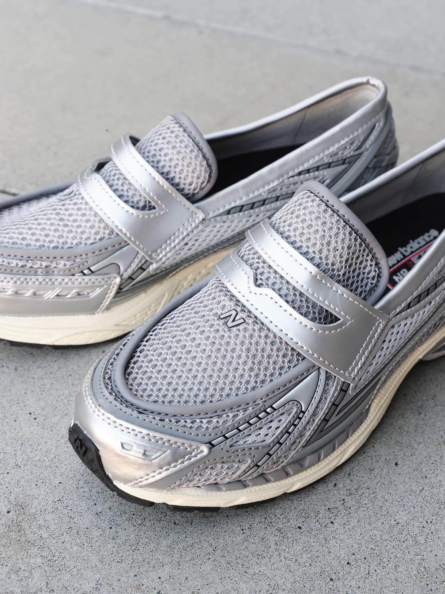 New Balance U1906LAE/U1906LAI | atmos（アトモス） 公式オンラインストア