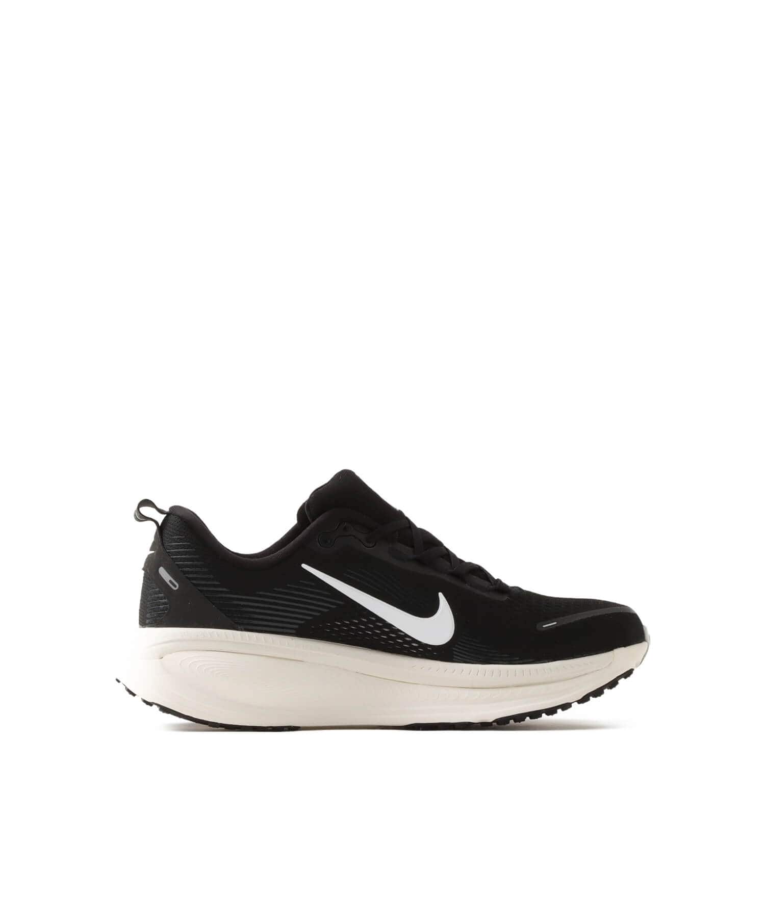 NIKE VOMERO 18 BLACK/SUMMIT WHITE-COCONUT MILK（ナイキ ズーム
