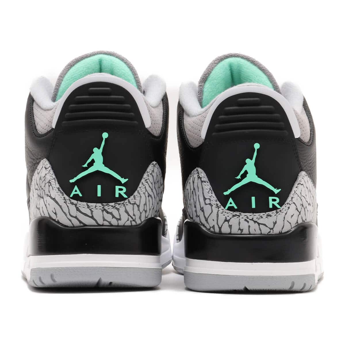 JORDAN BRAND AIR JORDAN 3 RETRO BLACK/GREEN GLOW-WOLF GREY-WHITE