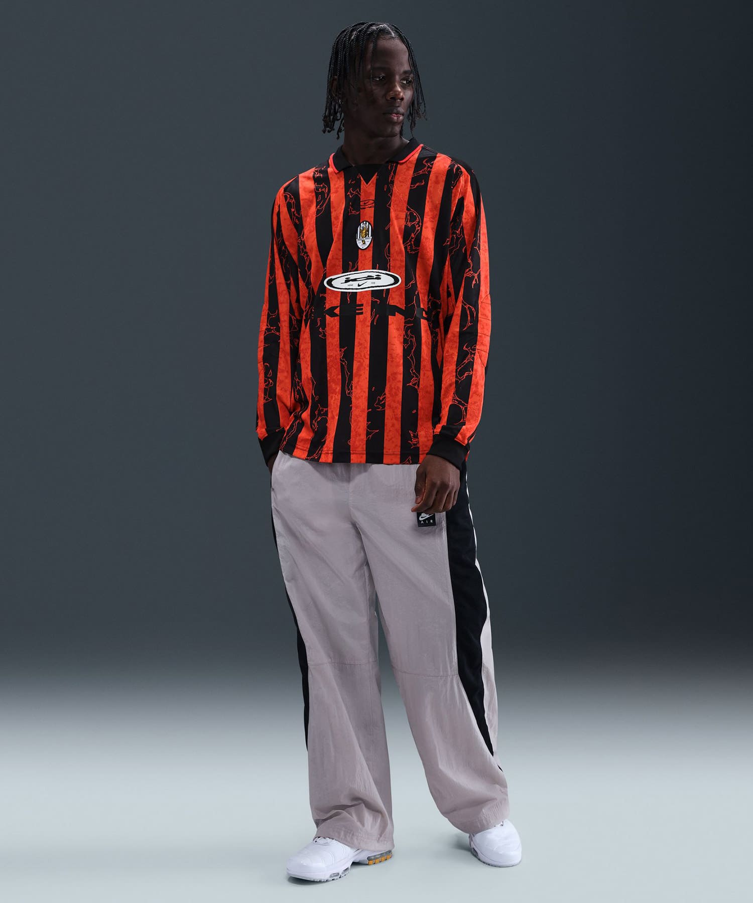 NIKE M NIKE AIR LS JERSEY VCTRY PICANTE RED/UNIVERSITY RED/BLACK