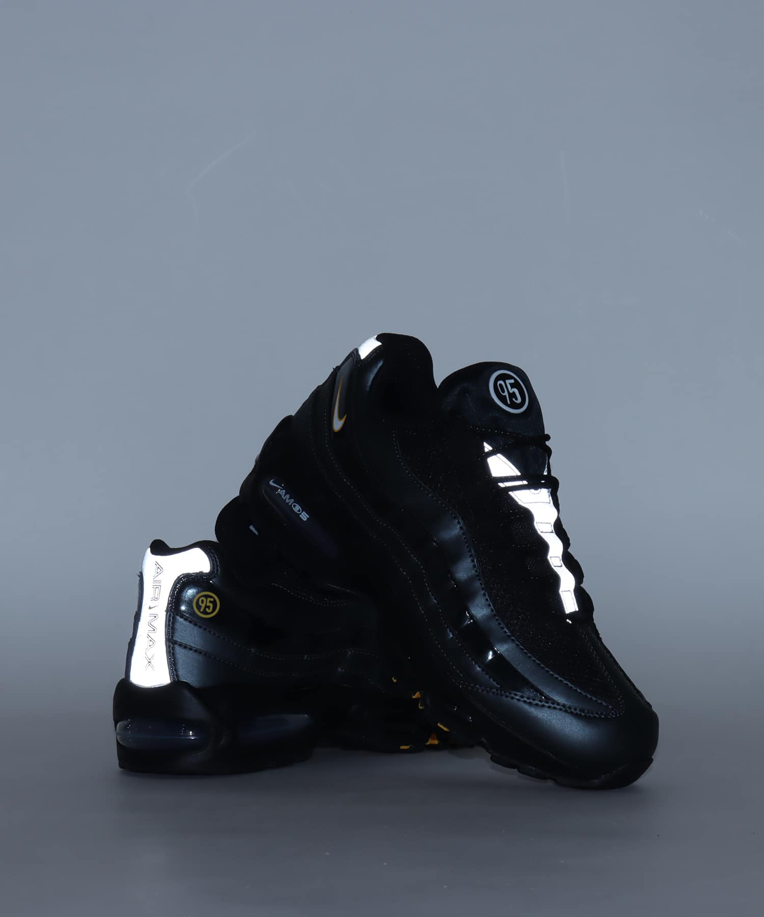 NIKE AIR MAX 95 BIG BUBBLE SE BLACK/WHITE-UNIVERSITY GOLD（ナイキ