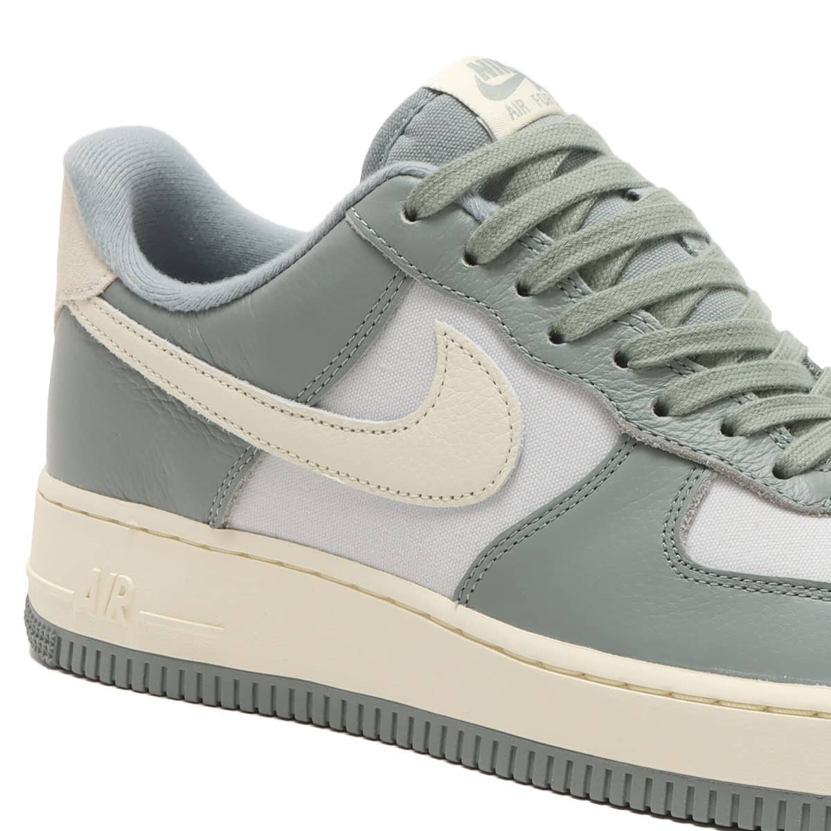 NIKE AIR FORCE 1 '07 LX MICA GREEN/COCONUT MILK-PHOTON DUST 23SU-I