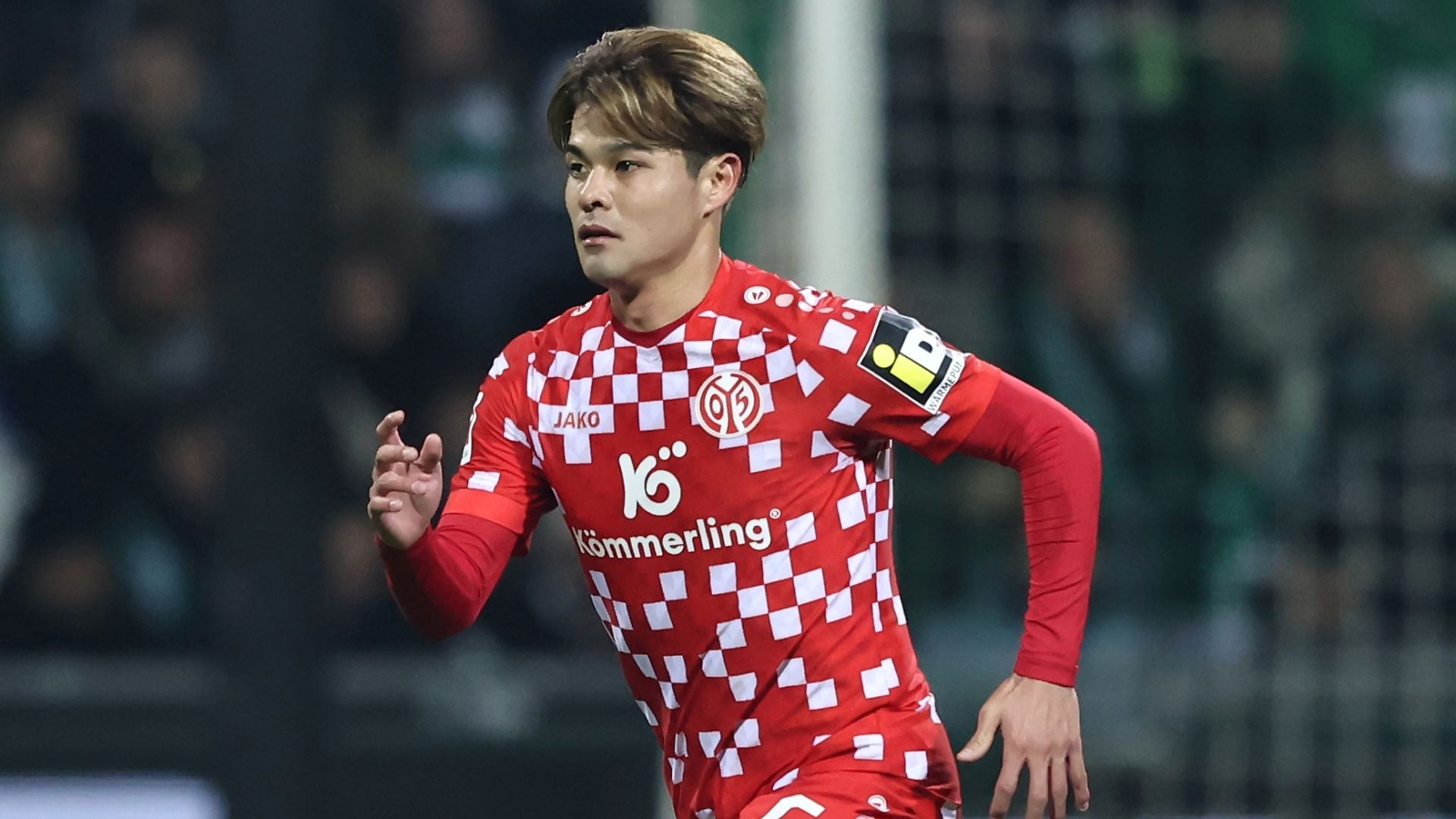 佐野海舟、今夏の去就は？マインツSD「ムシアラやヴィルツとの対戦で