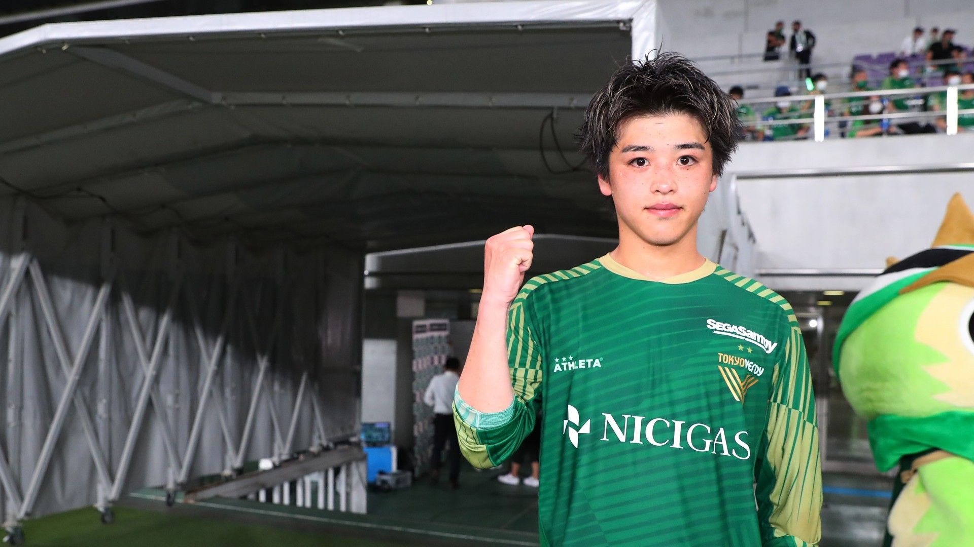 J1復帰の横浜FC、東京Vから新井瑞希を獲得「自分が勝利に導くという