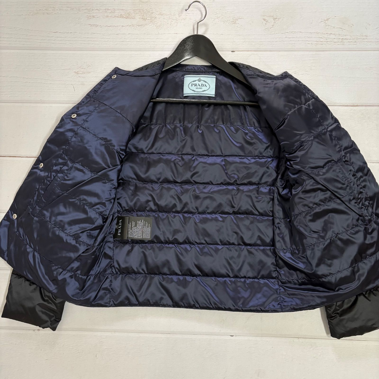 極美品 PRADA プラダ ダウンジャケット ノーカラー 三角ロゴプレート
