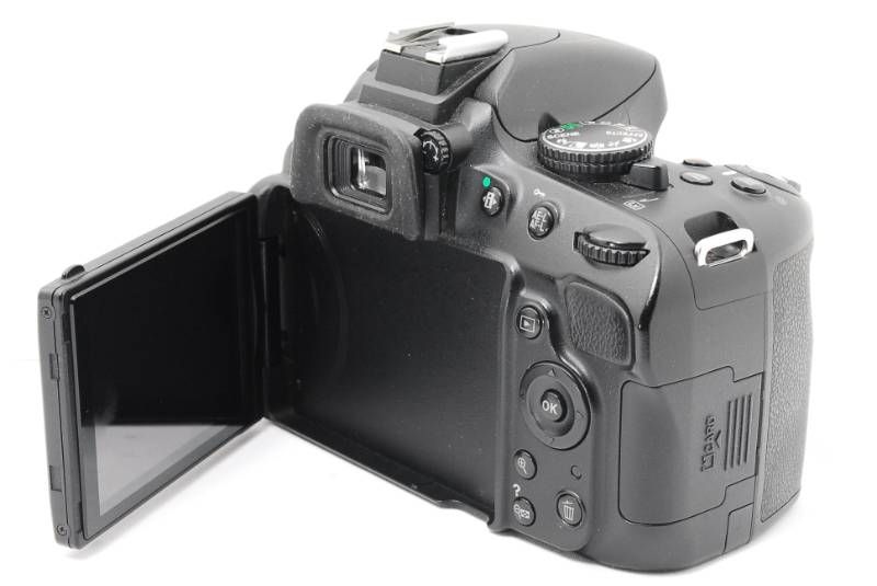 ❤少シャッター数❤ Nikon D5100 ニコン スマホ転送 一眼レフ カメラ S