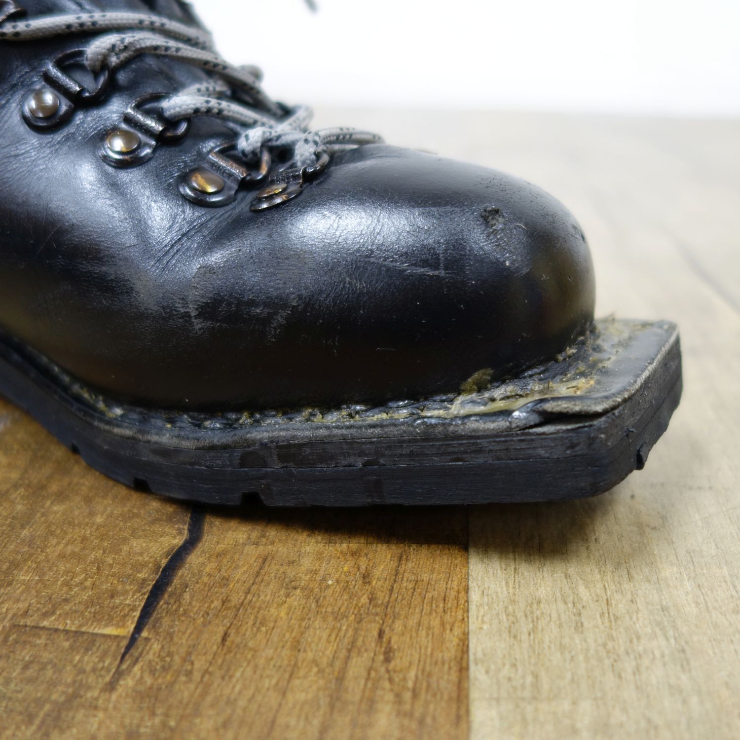 希少 スカルパ SCARPA ビンソン テレマーク スキー ブーツ 革靴 レザー