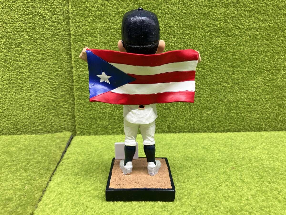 ツインズCARLOS CORREA（カルロスコレア）ボブルヘッド ツインズCARLOS