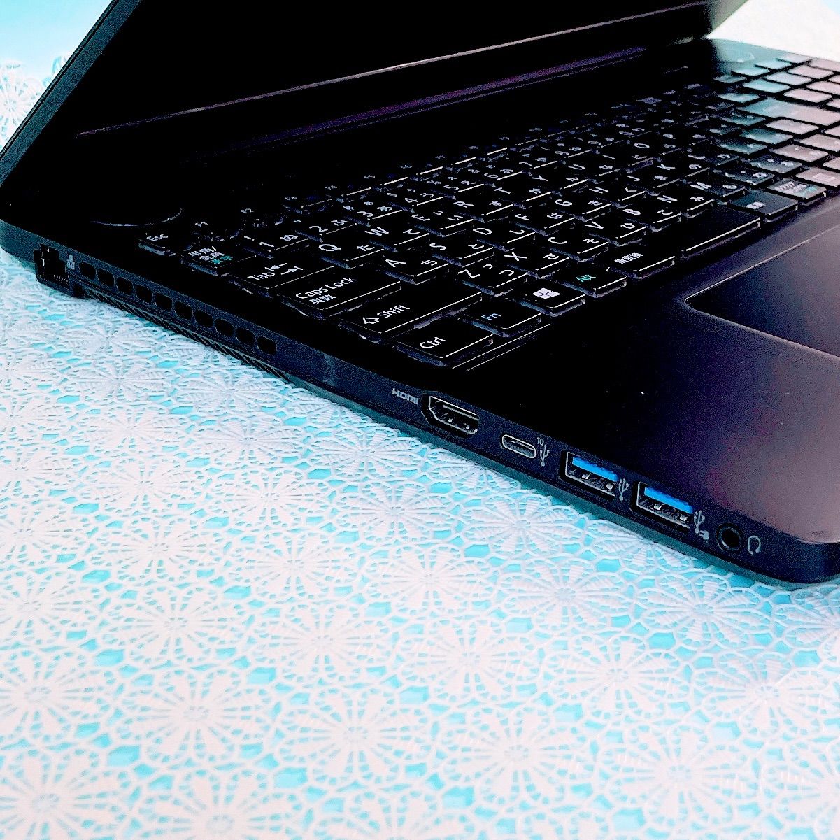 ブルーレイ見れる❣️たっぷり大容量1TB✨️Corei7✨️薄型ノート