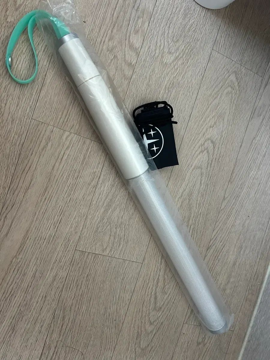 SHINee ペンライト 応援棒 シャセイバー シャバット SHINee ペンライト