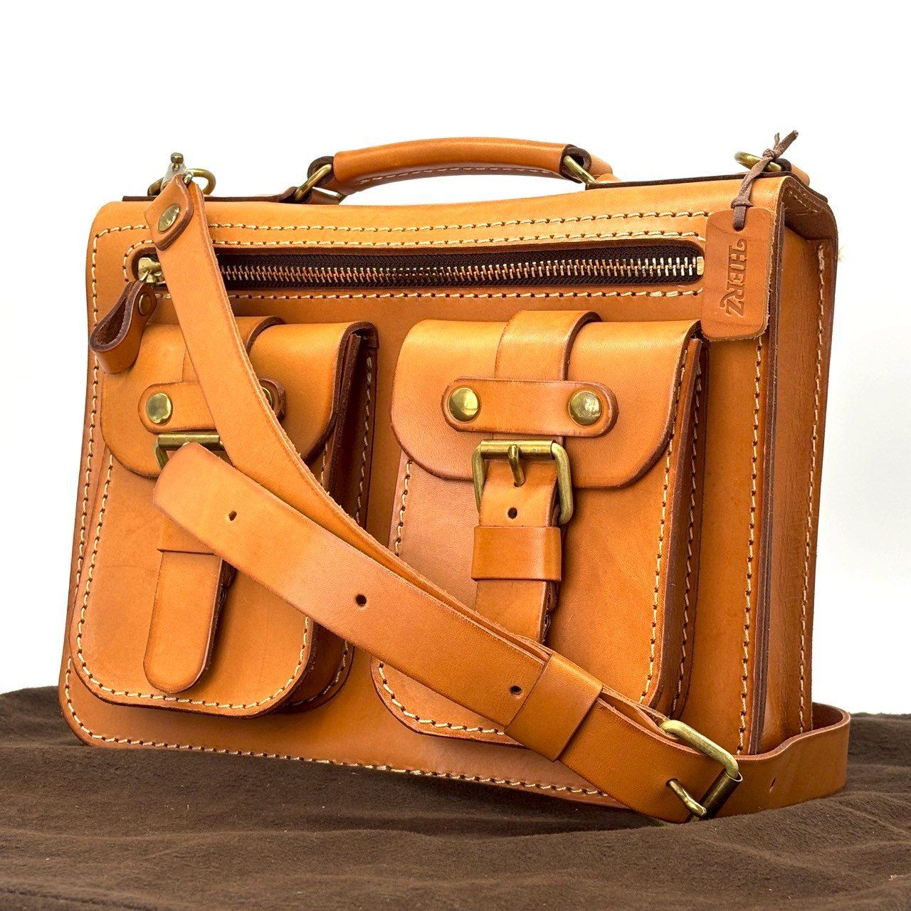 育てる革の相棒】 HERZ ショルダーバッグ 2WAY ダブルポケット A4収納