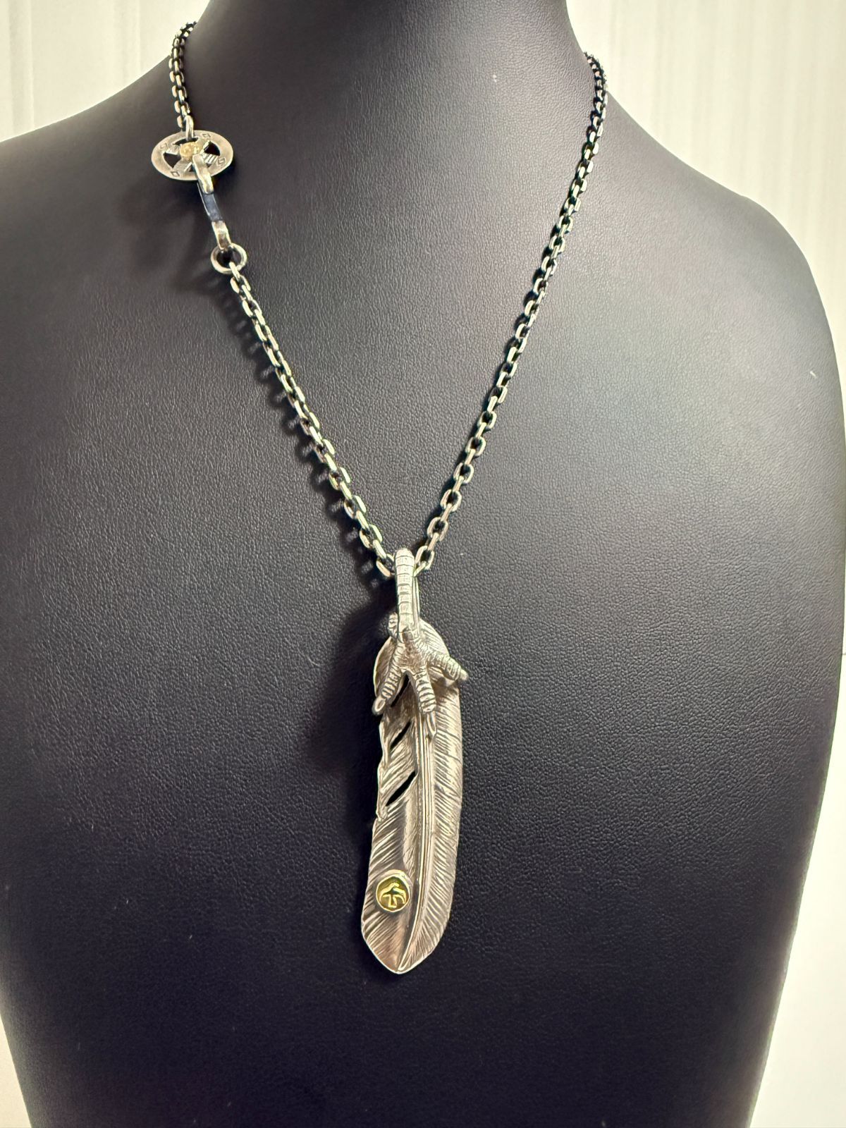 ゴローズ 銀爪特大フェザー右＋金メタルホイール付イーグルフック細角