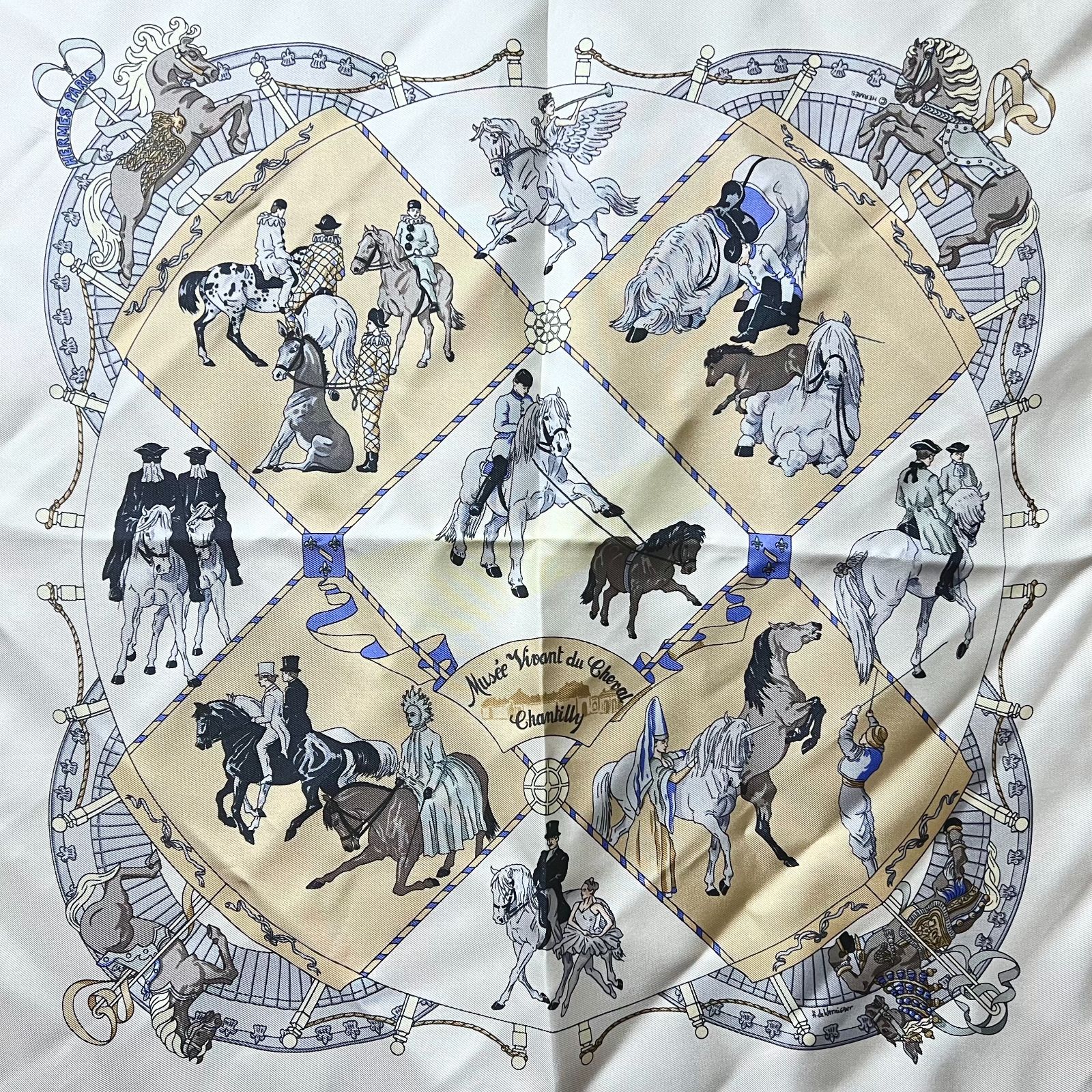 エルメス 42 プチカレ ミニスカーフ Musee Vivant du Cheval Chantilly