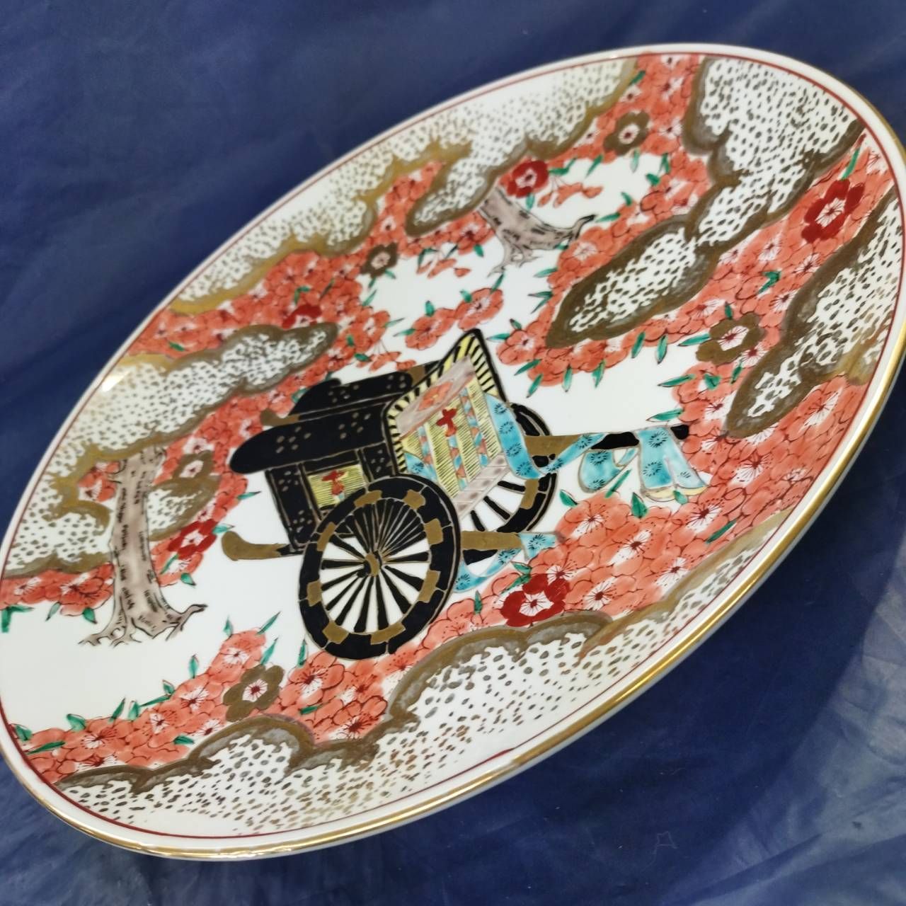 有田焼 秀峰 大皿 金彩花鳥 特大サイズ 有田焼 秀峰 大皿 金彩花鳥