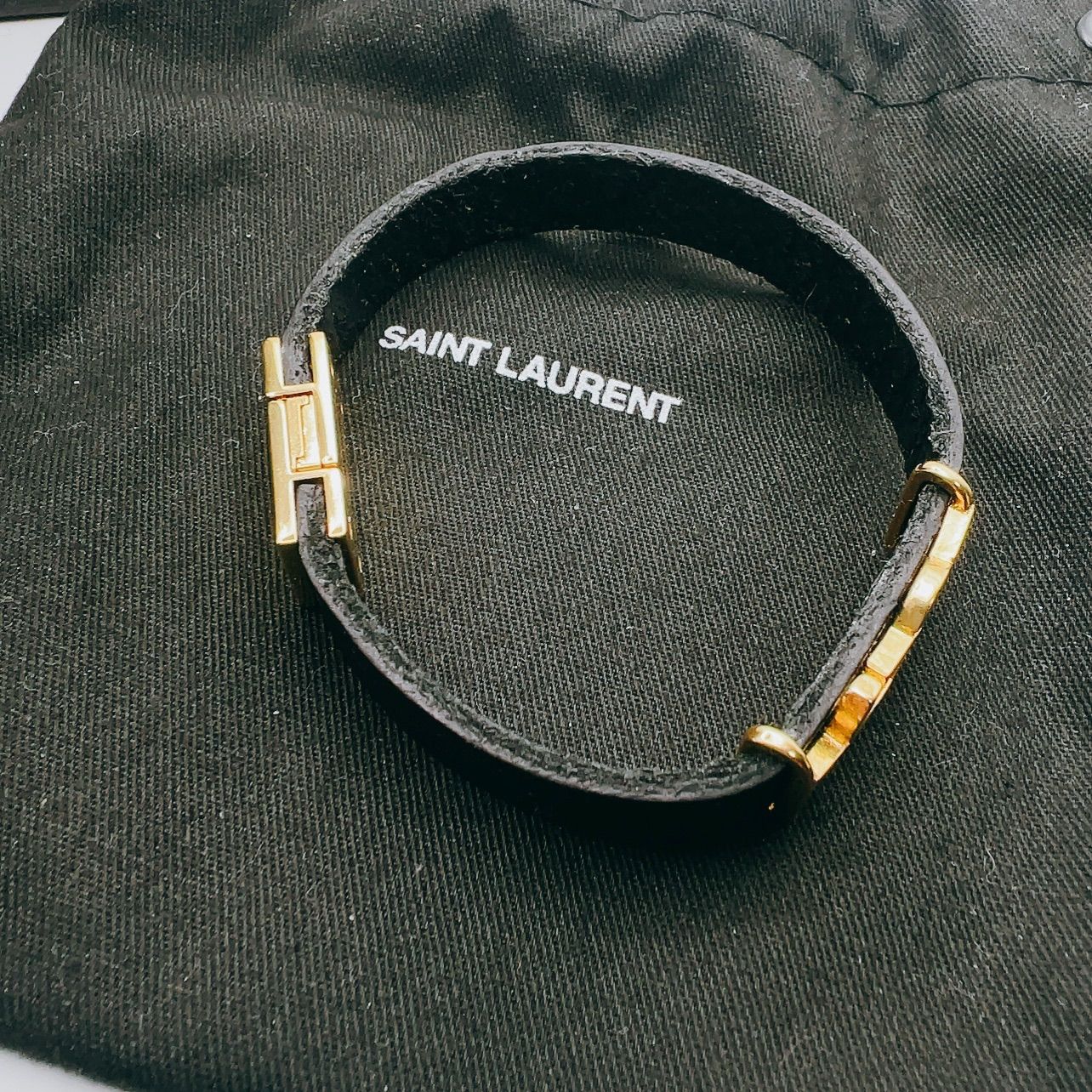 YVES SAINT LAURENT YSL イヴ・サンローラン ブレスレット