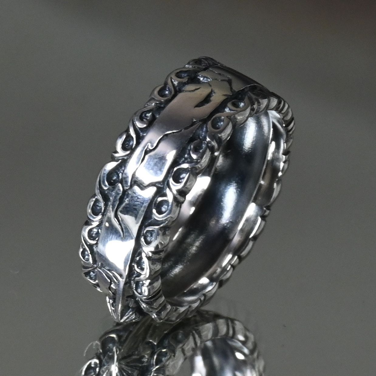 研磨済】SAAD リング 6号 シルバー925 クラック 太陽神 サード - メルカリ