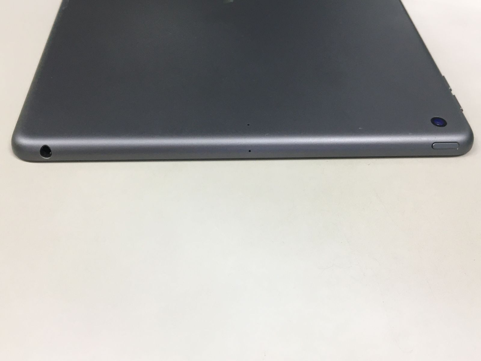 送料無料 apple iPad (第7世代) Wi-Fi 128GB スペースグレイ - メルカリ