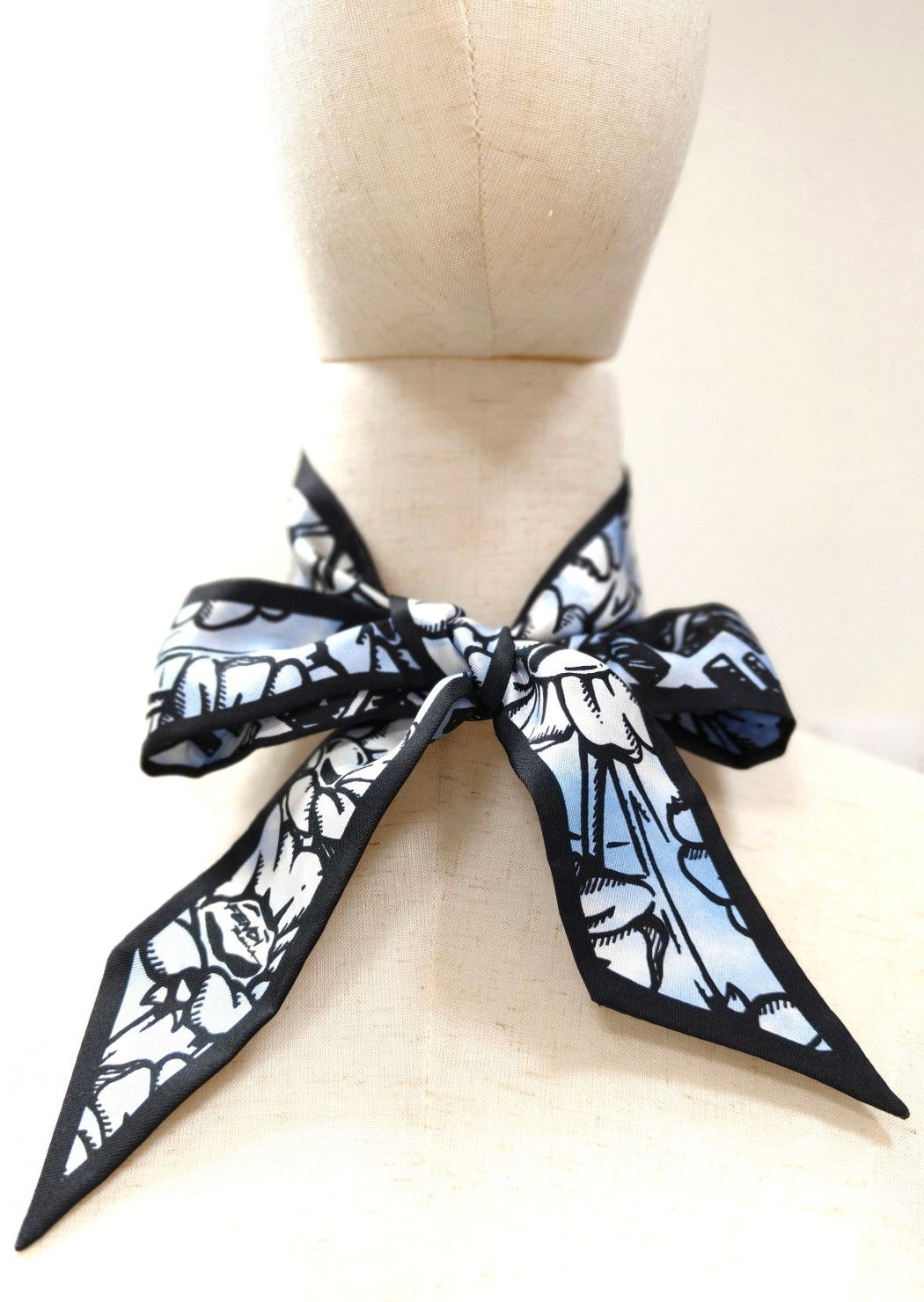 FENDI フェンディ スカーフ シルク バンドゥ ズッカ 花柄 ブルー 管理