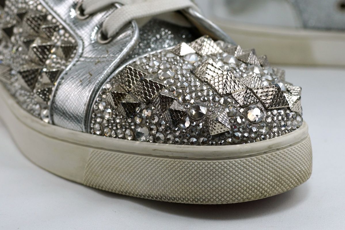 Christian Louboutin クリスチャンルブタン LOUIS MAX FLAT スパイク