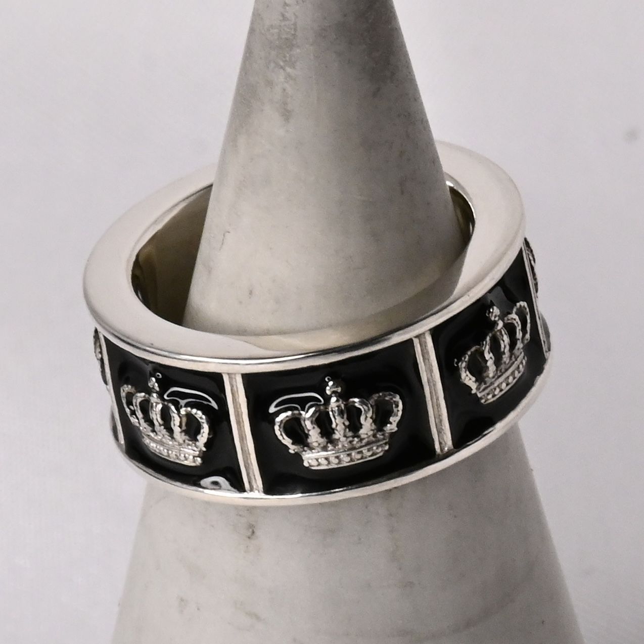 研磨済】 JUSTIN DAVIS PRIDE&JOY/CROWN リング 9号 ブラック SRJ272