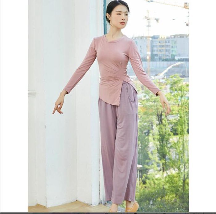 社交ダンス CHACOTTチャコット 薄グレー☆つるつる～フリフリ