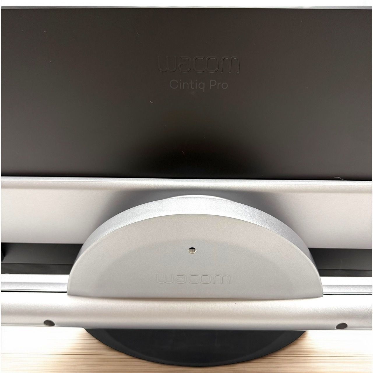 ☆送料無料 美品 Wacom ワコム Cintiq Pro 24 DTK-2420/K0 専用