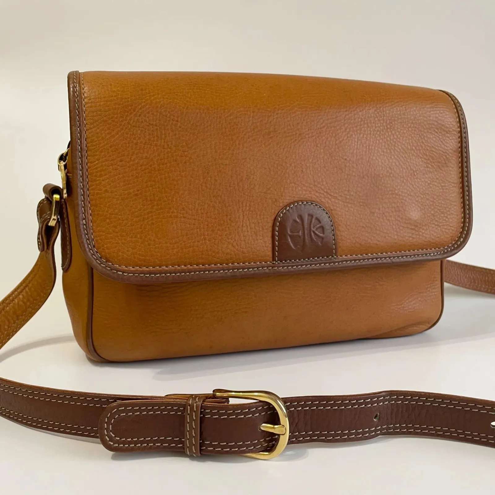 2026年最新】enrique loewe knappeの人気アイテム - メルカリ