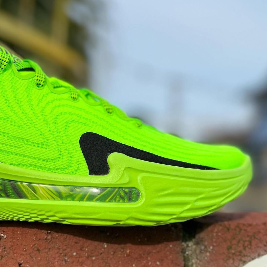 UNDER ARMOUR CURRY 12 'EXTRATERRESTIAL' アンダーアーマー カリー 12