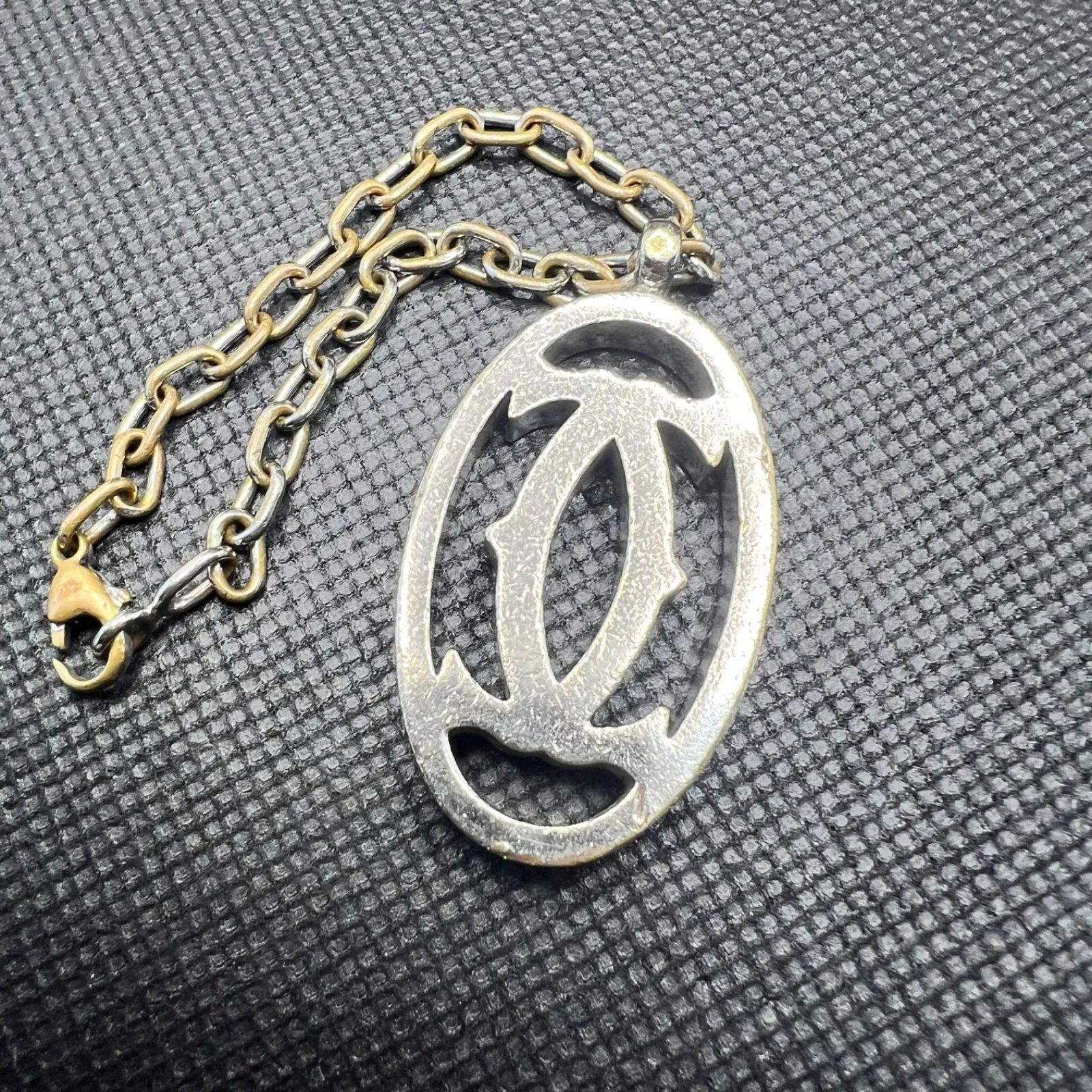 Cartier カルティエ キーホルダー キーリング ロゴ シルバー - メルカリ