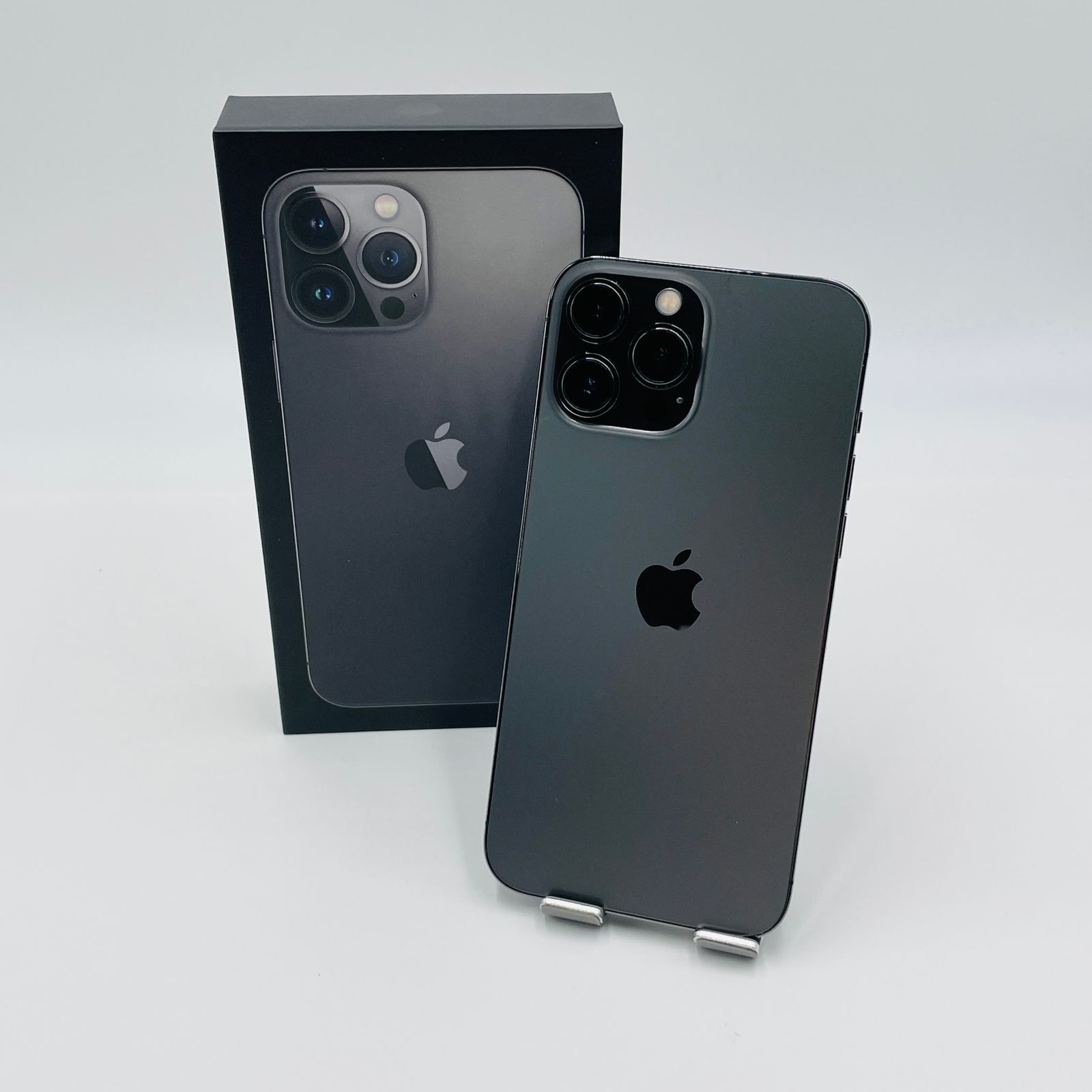 美品 SIMフリー iPhone 13 Pro Max 256GB MLJ83J/A A2641 グラファイト