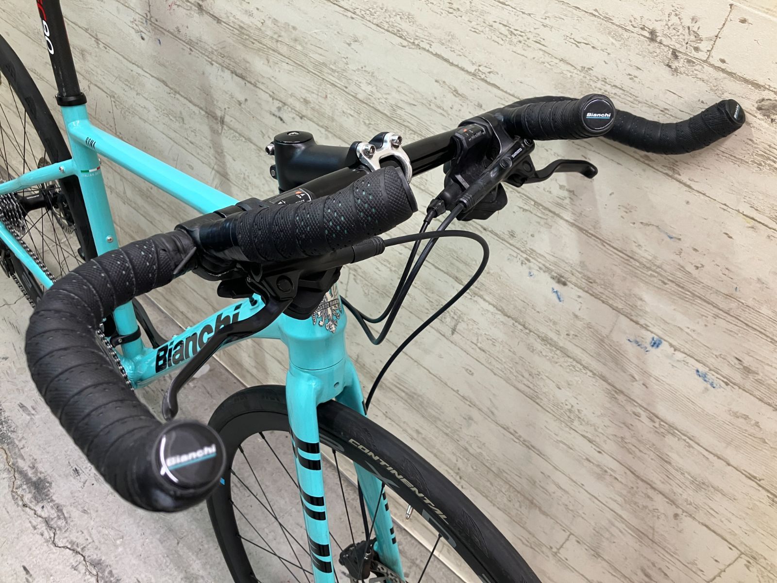 値下げ大特価!! BIANCHI ROMA3 CUSTOM 2021 DISC SHIMANO CLARIS size