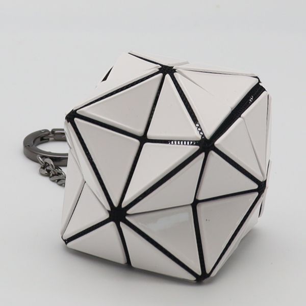 良品 箱付き イッセイミヤケ BAOBAO ミニキューブ キーホルダー