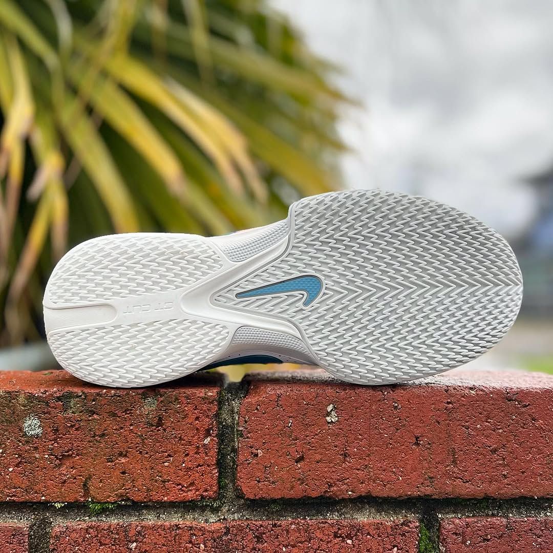 NIKE AIR ZOOM G.T. CUT CROSS ナイキ エア ズーム GT カット クロス