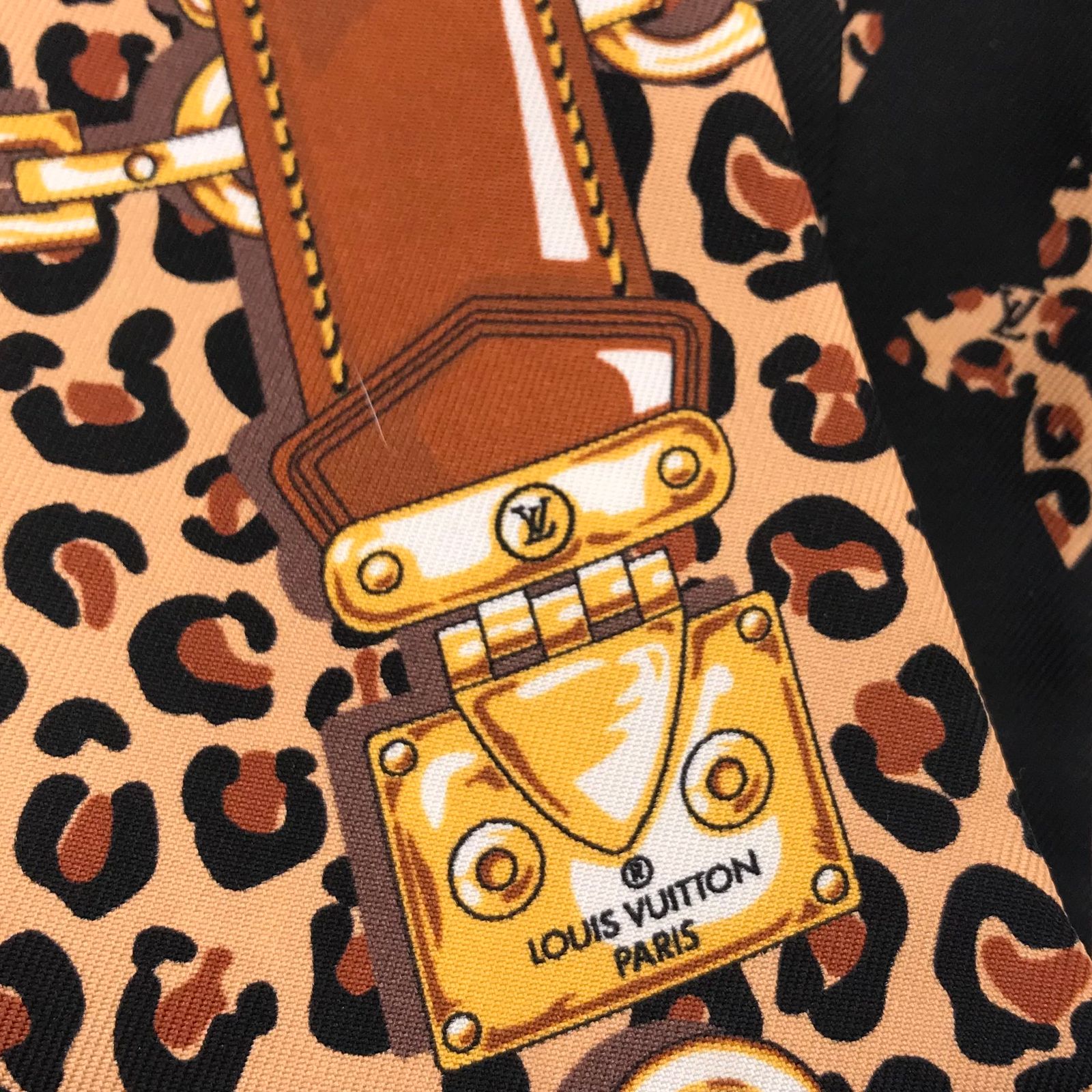 LOUISVUITTON ルイヴィトン シルク バンドー ワイルドアット ハート