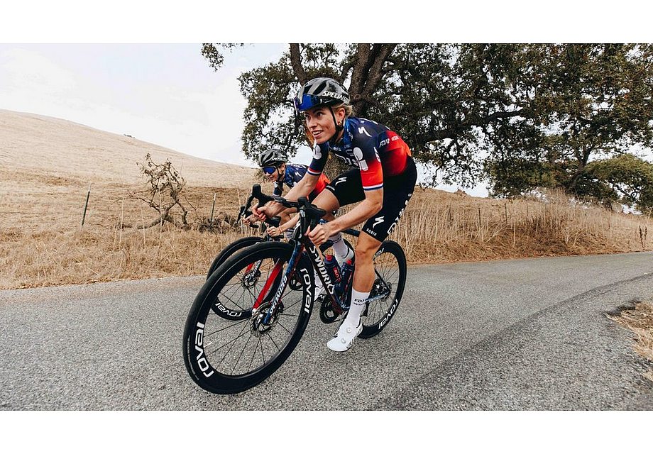 S-WORKS ARES 2 TEAM WHT 42(42 (27cm) チームホワイト): シューズ