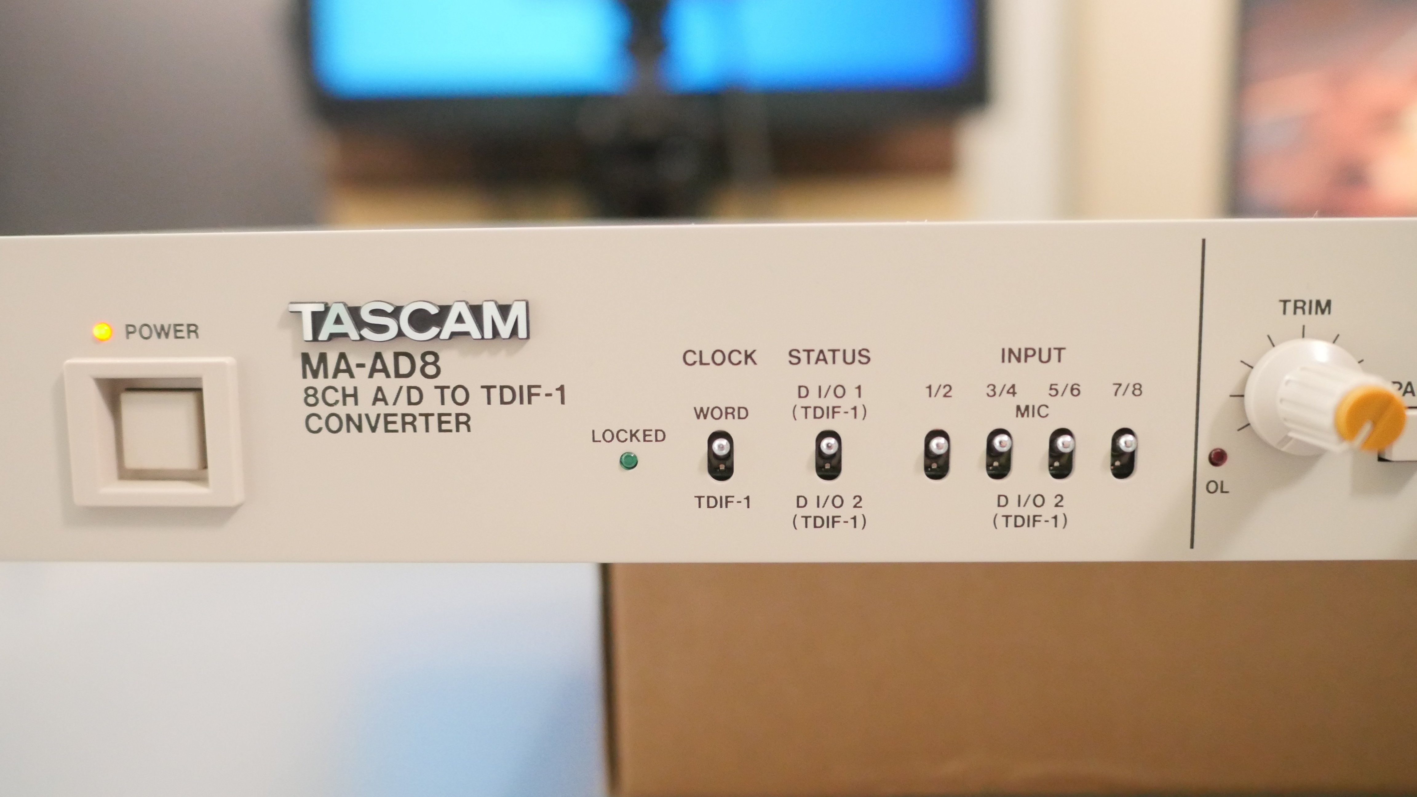 TASCAMの8chマイクプリアンプ「TASCAM MA-AD8」を1600円で買ったよ