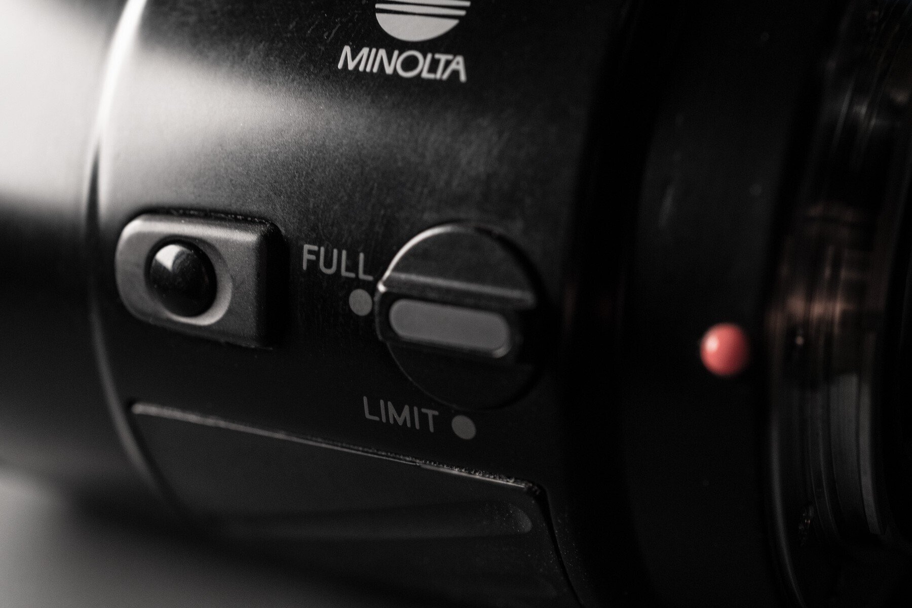 MINOLTA AF MACRO 100mm F2.8 New｜よしだ