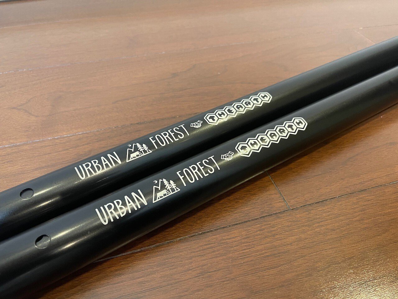 伸縮型のタープポール「棒にょい」が省スペースで最高！｜NEO TOKYO TV