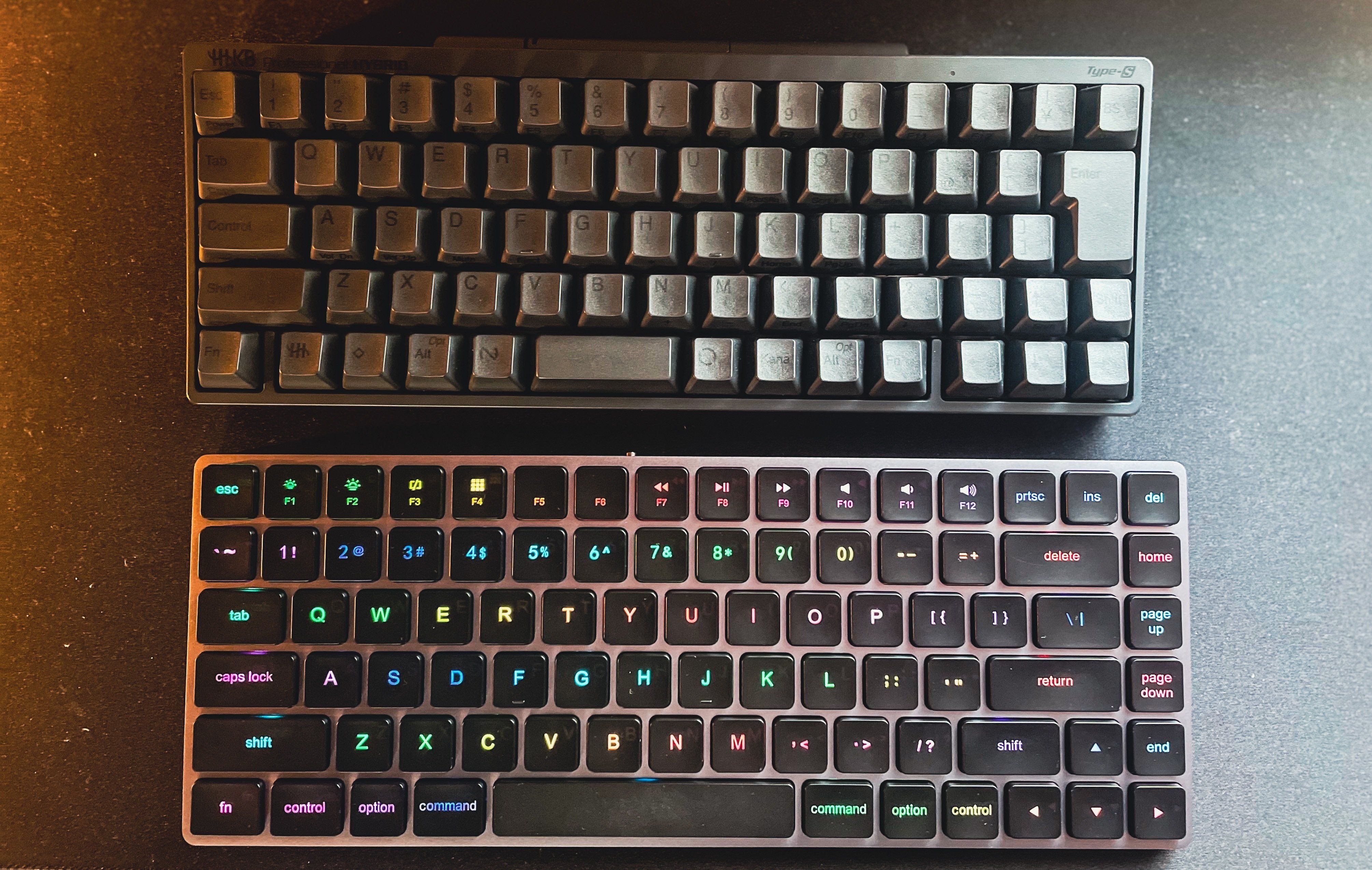 VISSLES LP85 keyboard】”極薄メカニカル式キーボード“レビュー｜書店