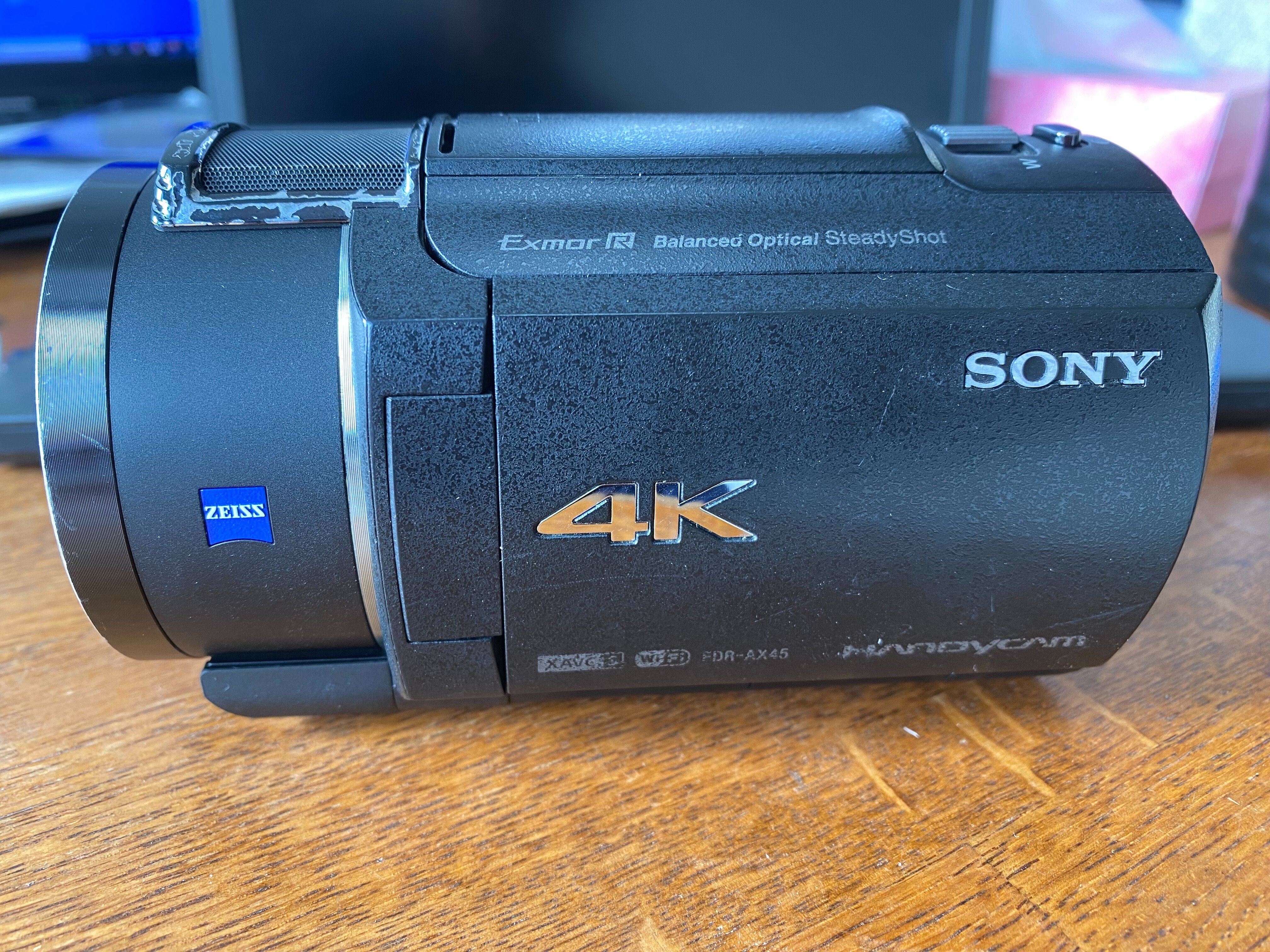 壊れたビデオカメラの修理がめっちゃ安く済んでラッキーだった件