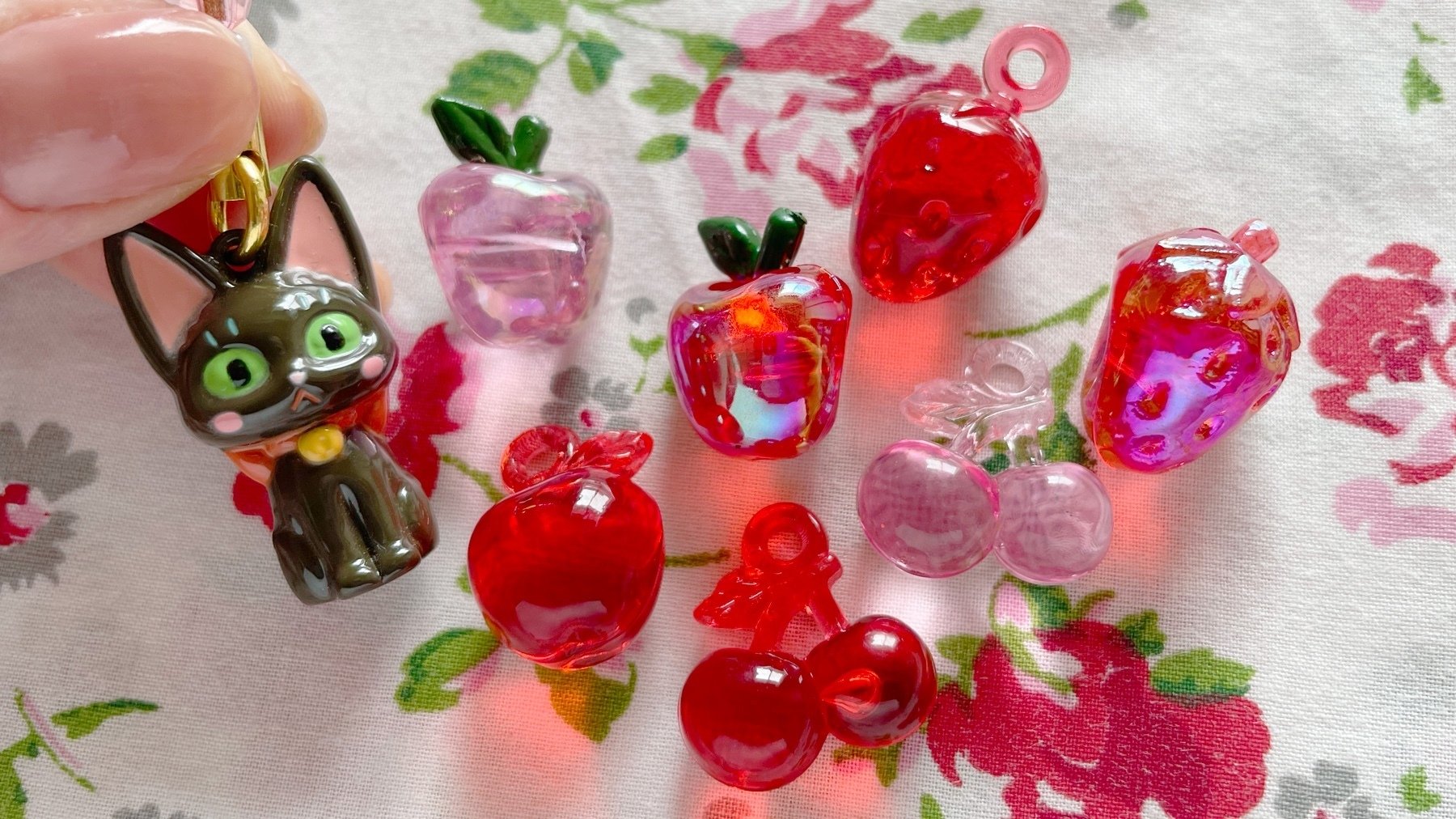 3月のライオン」リスポッケ先生&いちごちゃん根付鈴 仕上げのおしゃれ