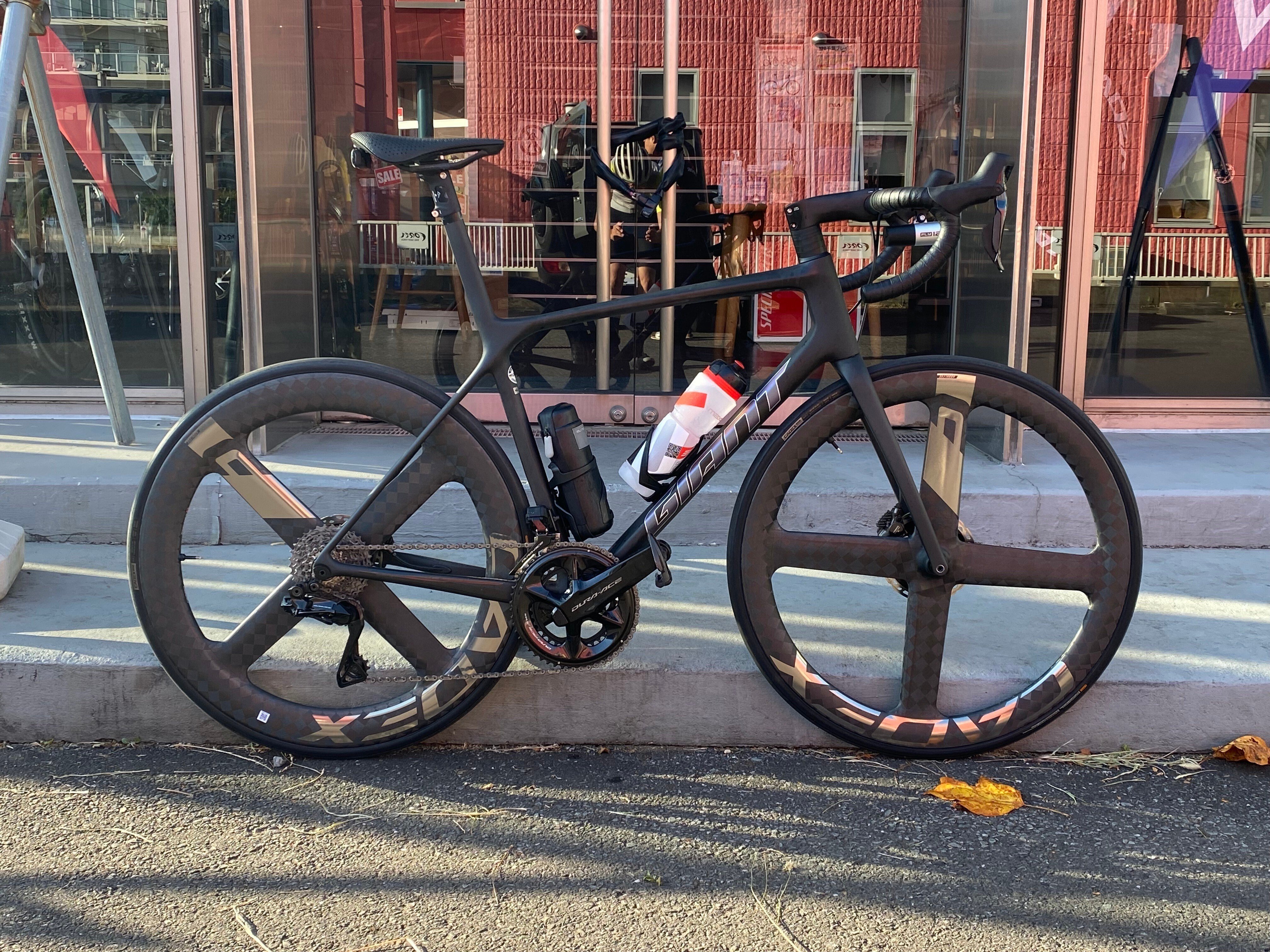 1ペア限定 旧定価オファー』CADEX MAX 40 / CADEX 50 ULTRA 予約特典