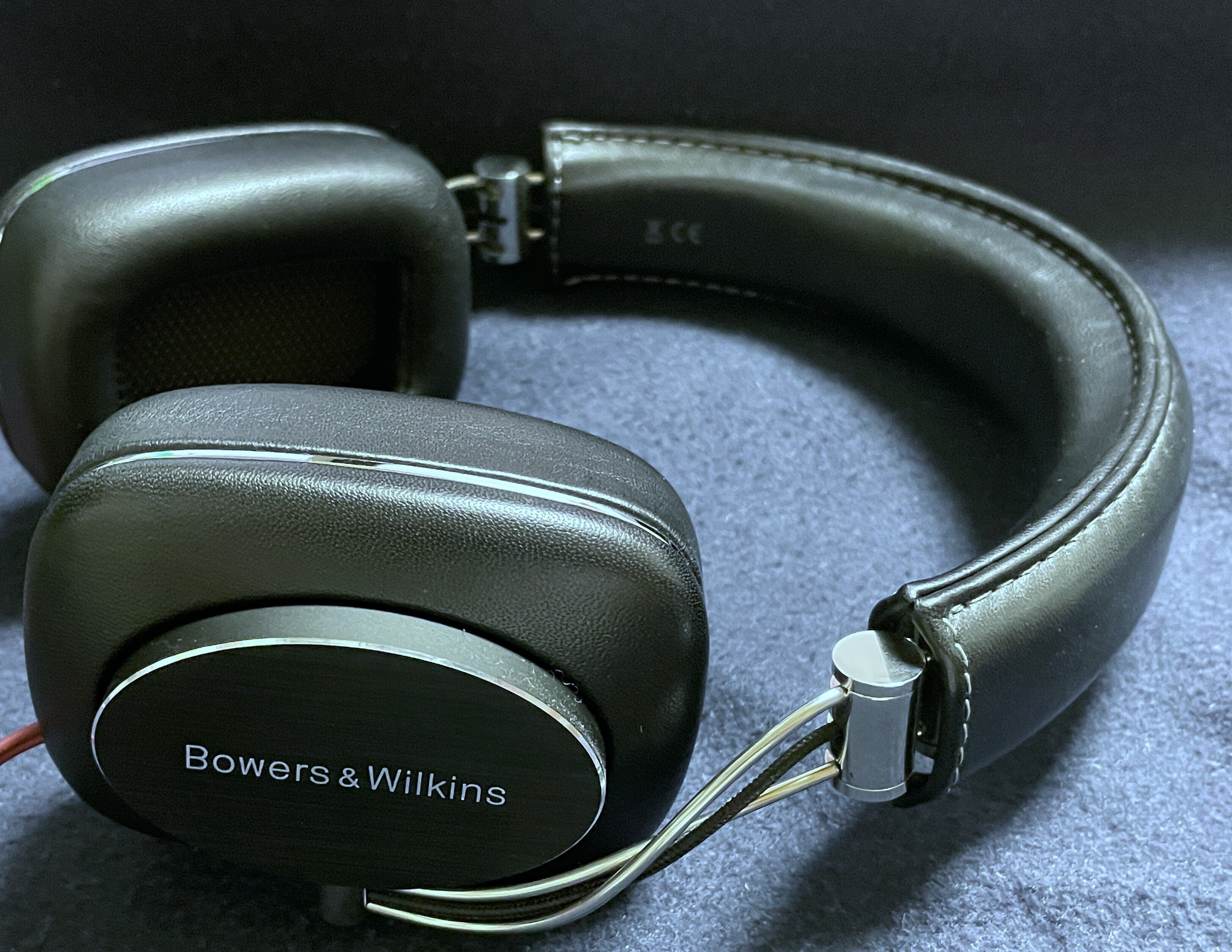 Bowers & Wilkins] P7｜ふゃりぃにゃ