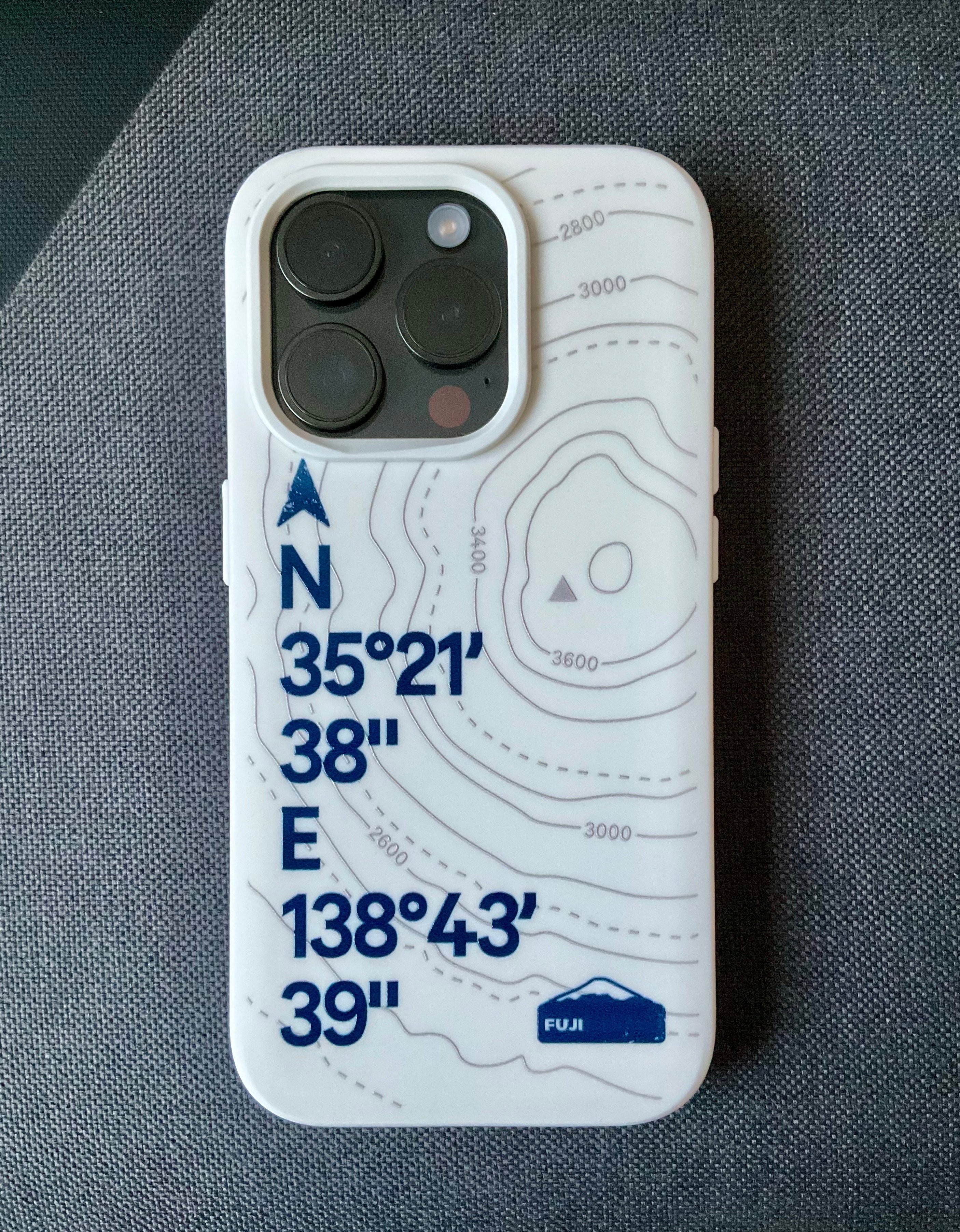 iPhone 15 ProとAirPods Proのケースが届きました｜けこぜろ