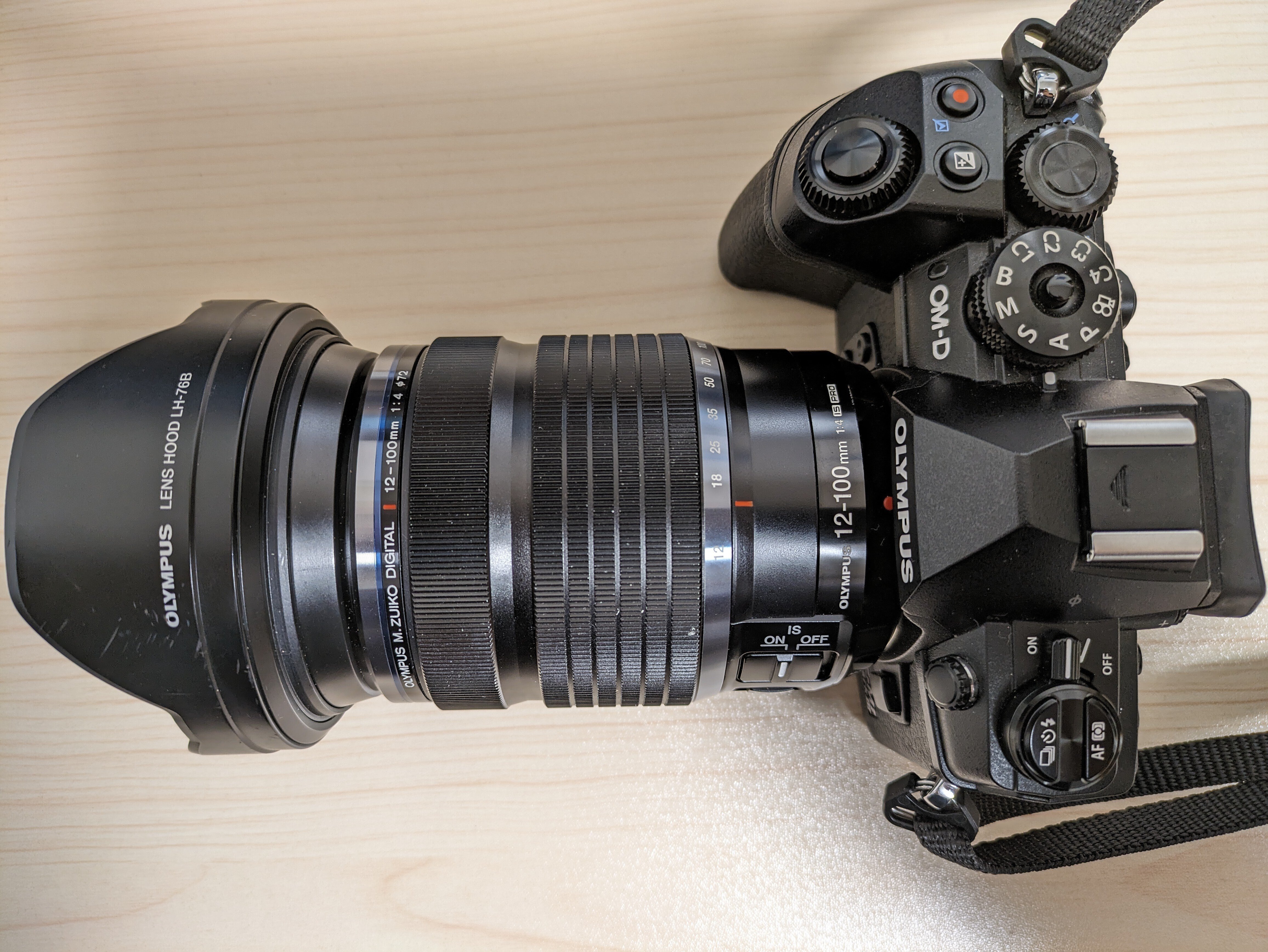 結局 M.ZUIKO DIGITAL ED 12-100mm F4.0 IS PRO を買ってしまった