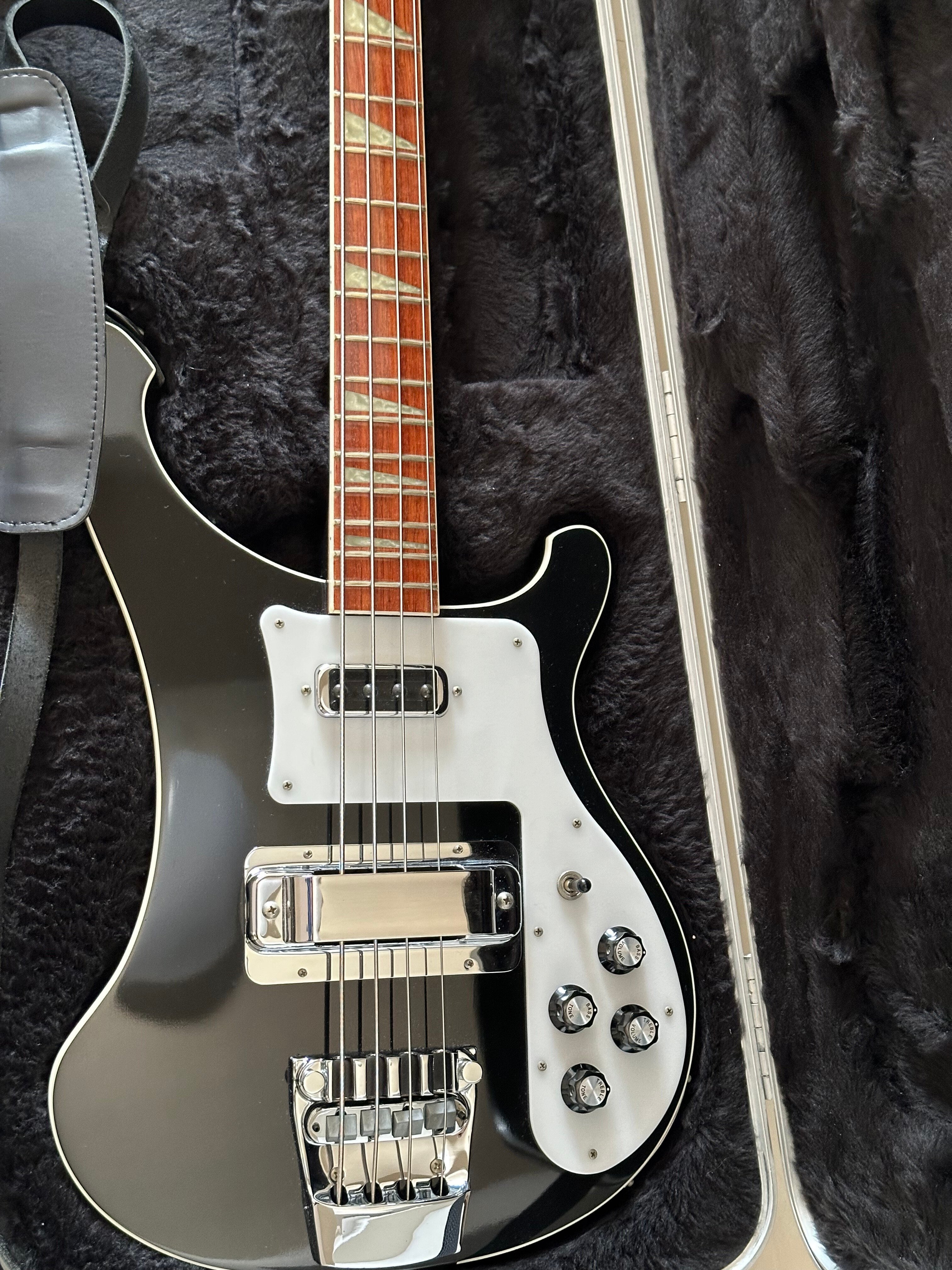 Rickenbacker（リッケンバッカー） 4003 を買ってみた話し｜nobuoo