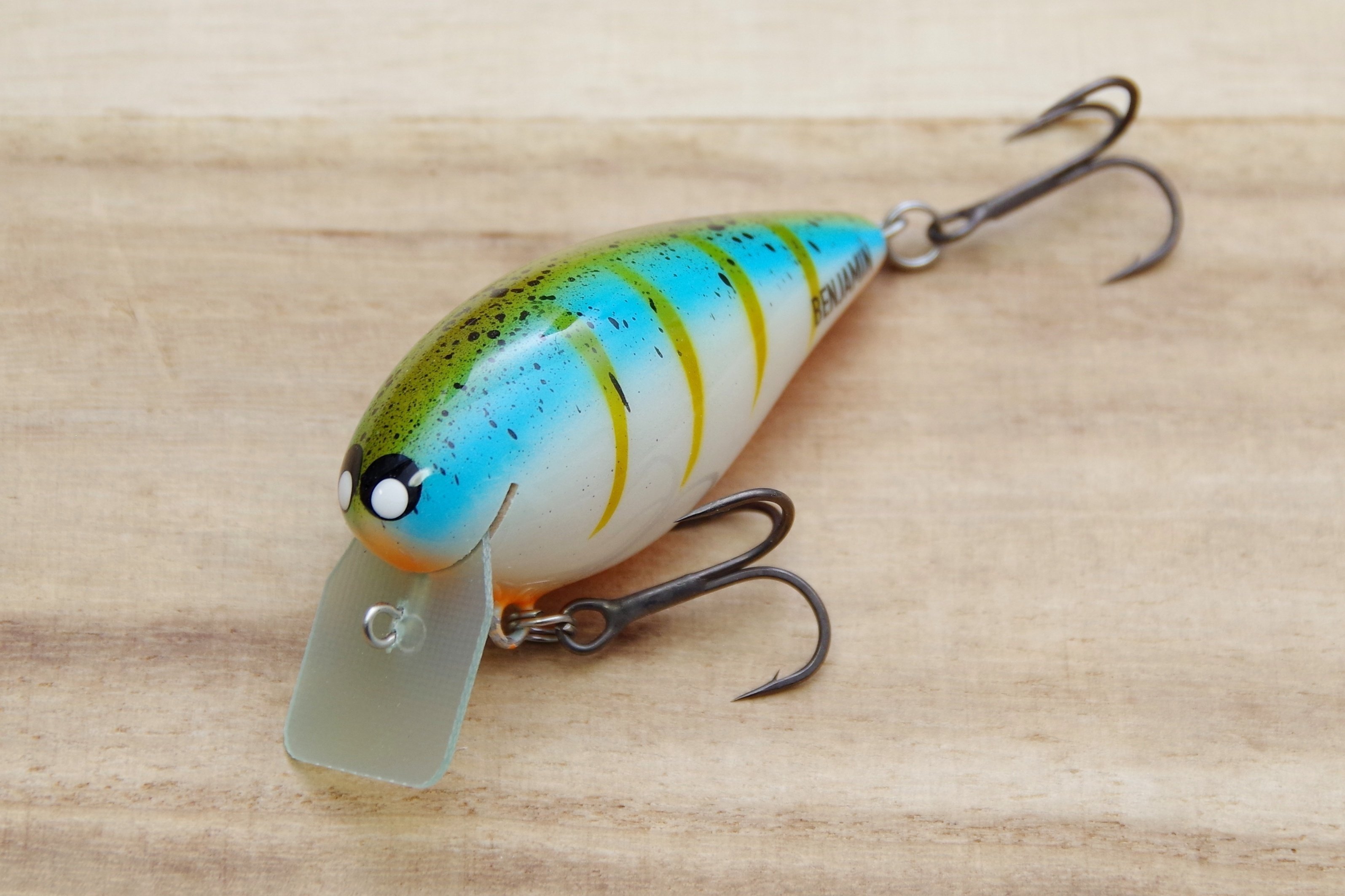 2024年の新作クランクベイト“ベンジー”について語る。｜BRISKY LURES